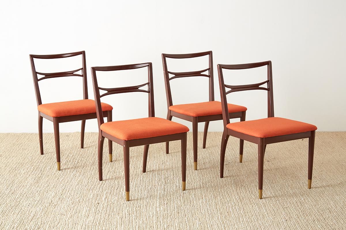 Set of Four Midcentury Lacquered Dining Chairs (Moderne der Mitte des Jahrhunderts)
