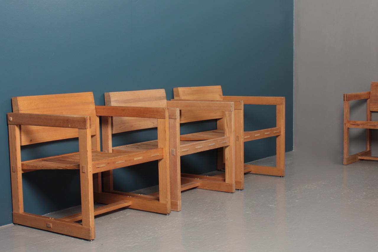 Set of Four Midcentury Lounge Chairs in Solid Pine by Edvin Helseth, 1960s 4