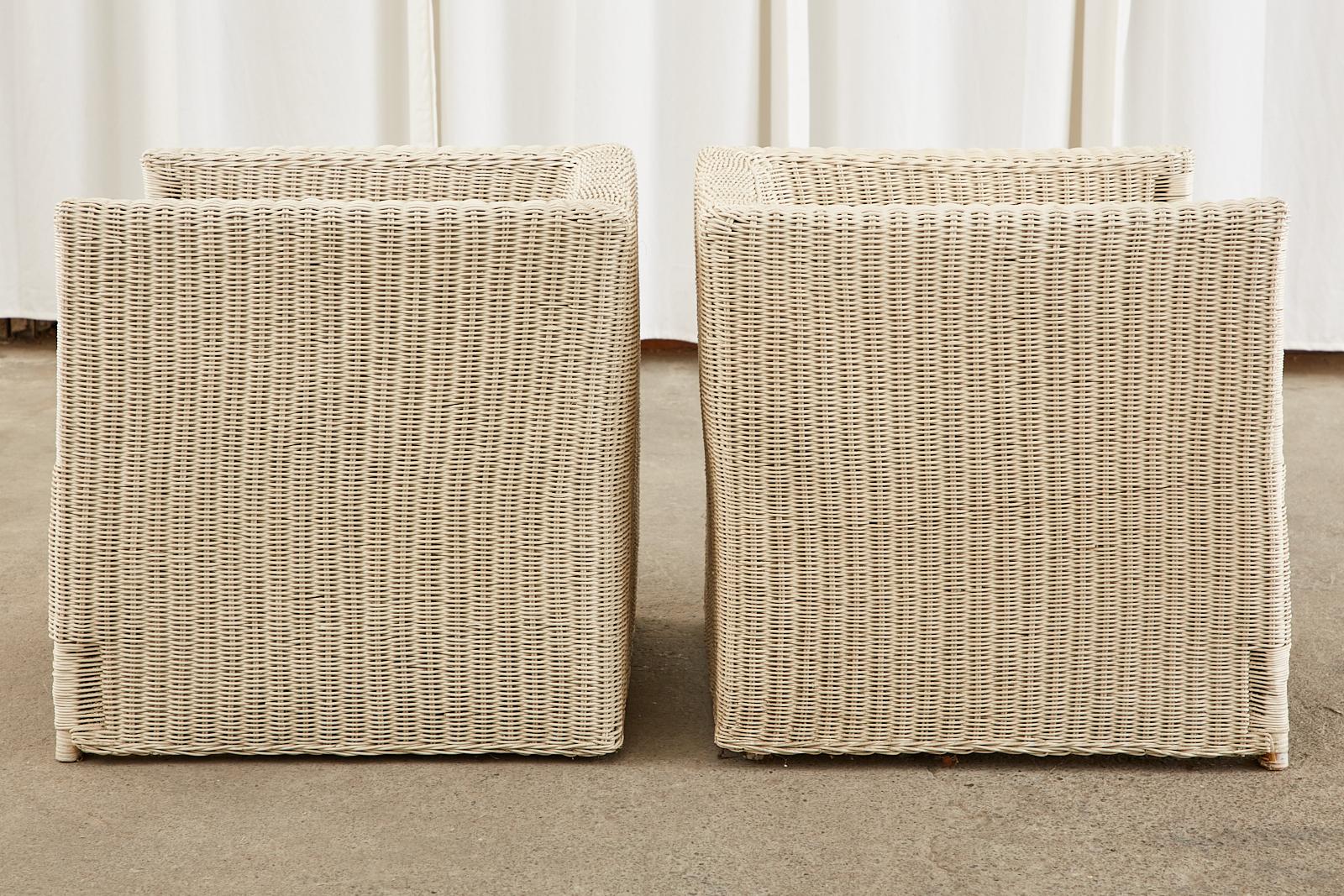 Set of Four Midcentury Painted Wicker Rattan Cube Chairs For Sale 3