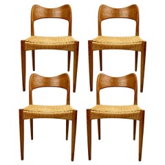 Set of four Midcentury Scandinavian Dining Chairs 71 by Niels O. Moller
