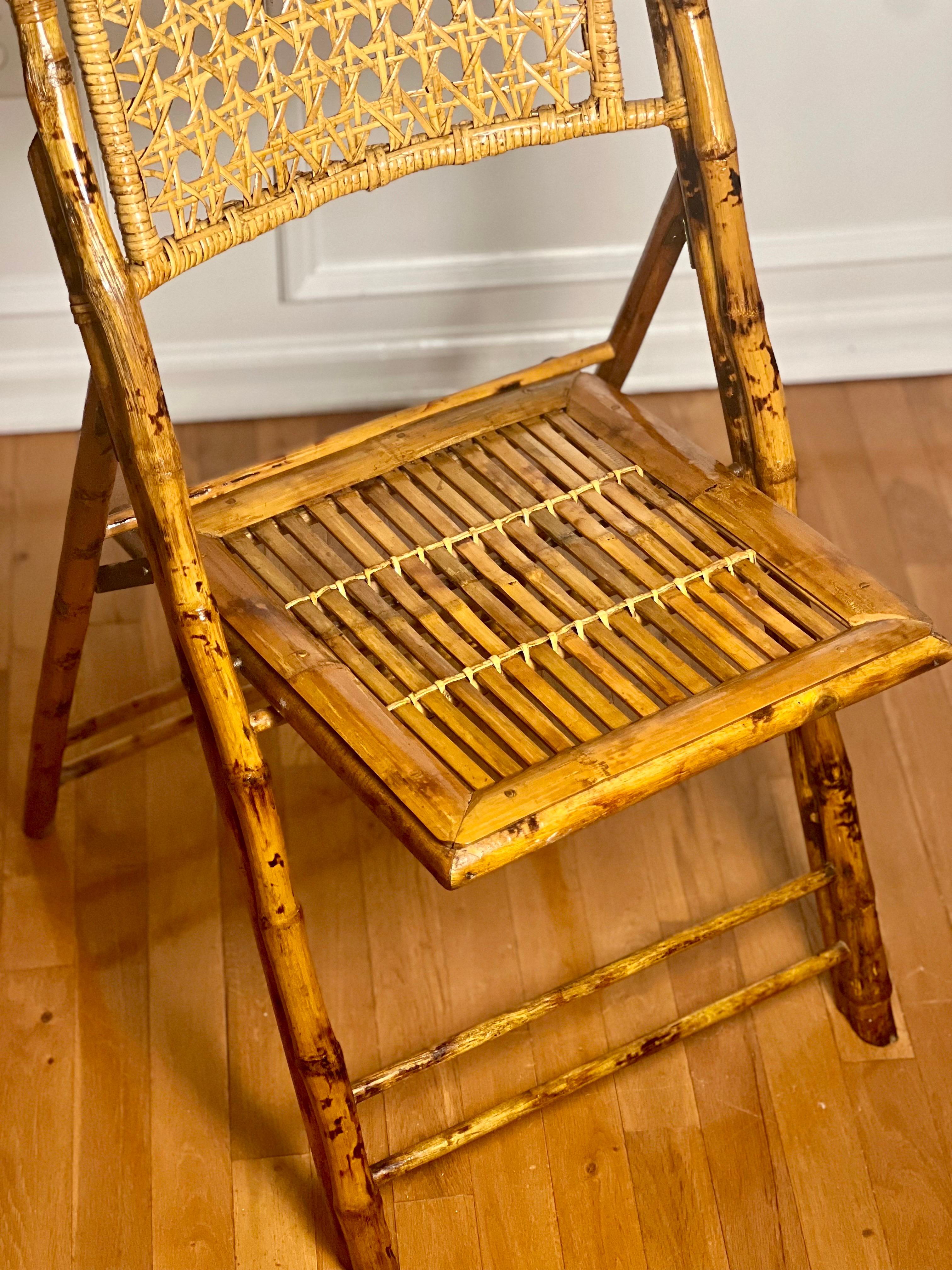 Set of Four Midcentury Tortoise Shell Style Burnt Bamboo Folding Chairs For Sale 5
