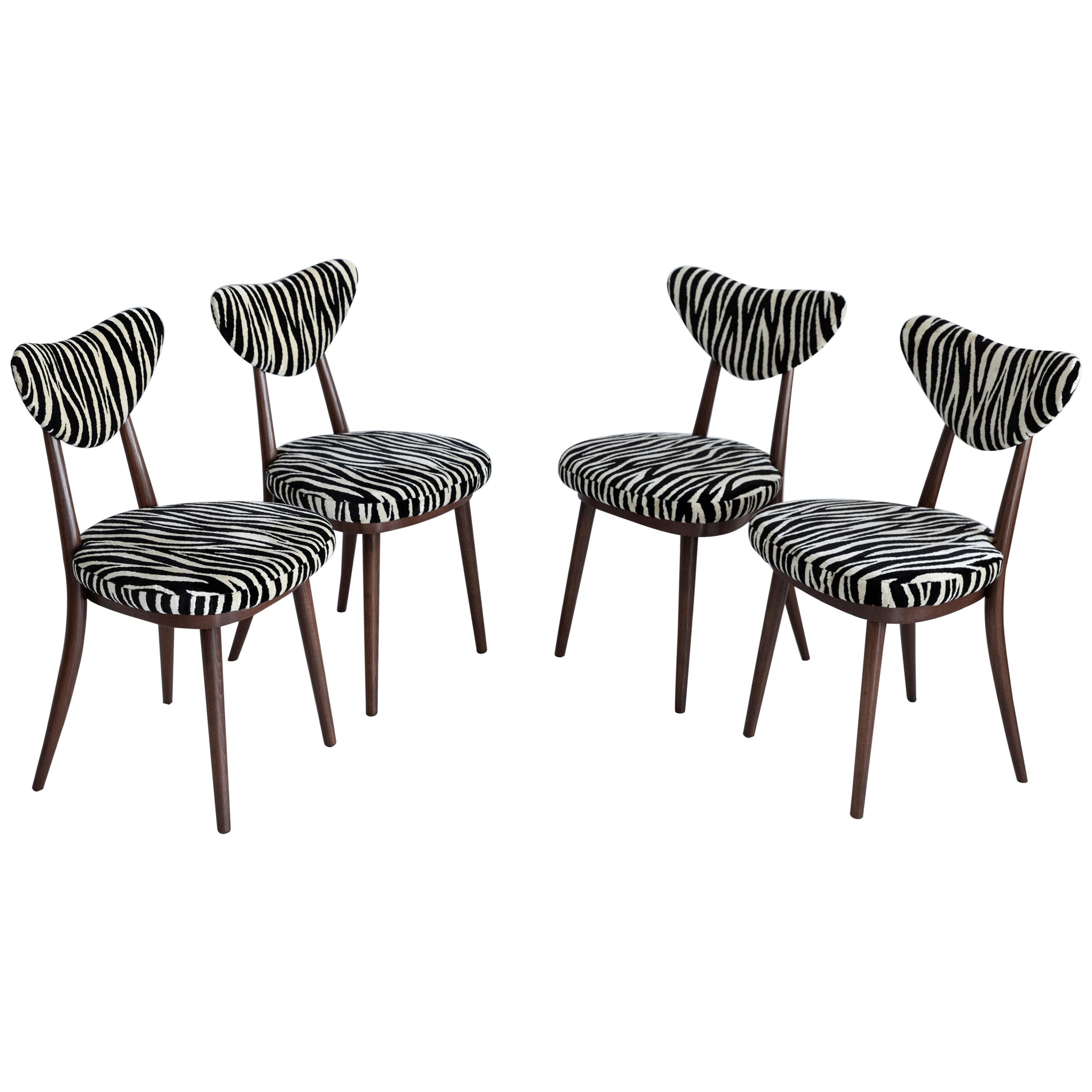 Set of Four Midcentury Zebra Black and White Heart Chairs, Poland, 1960s For Sale