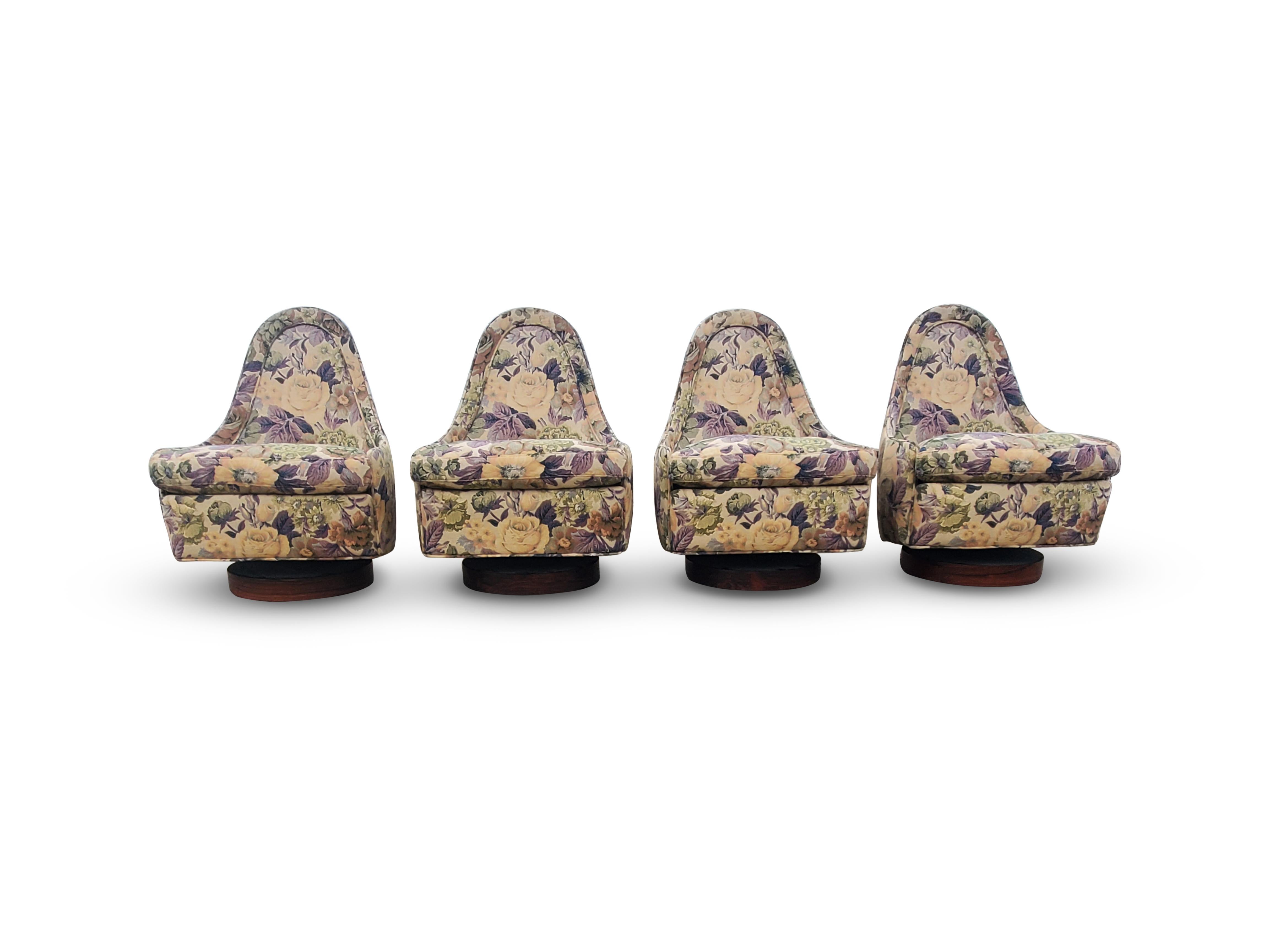 Set of Four Milo Baughman Petite Swivel and Tilt Lounge Chairs For Sale 3