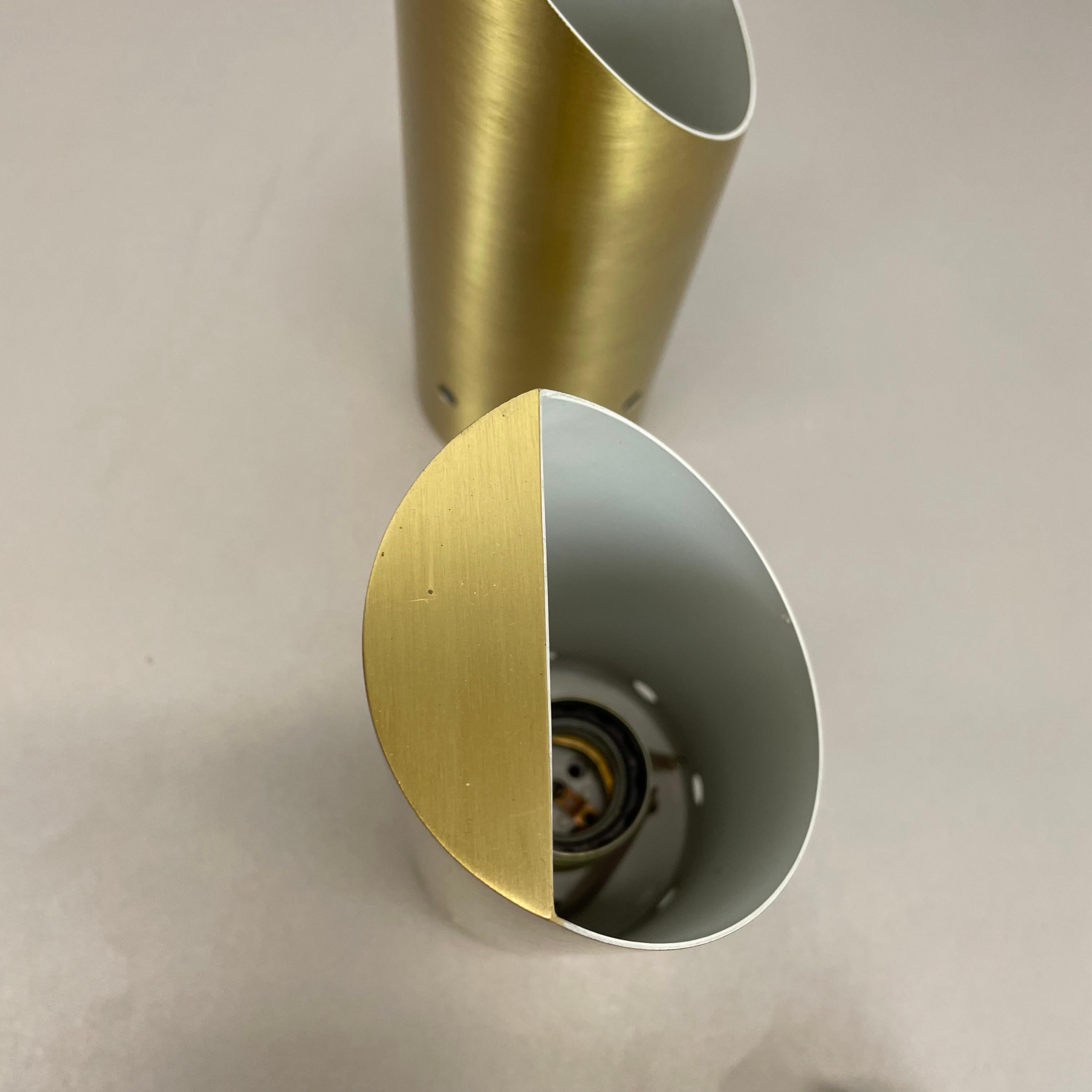 Set di quattro lampade da soffitto a parete in ottone minimalista, Italia anni '70 in vendita 10