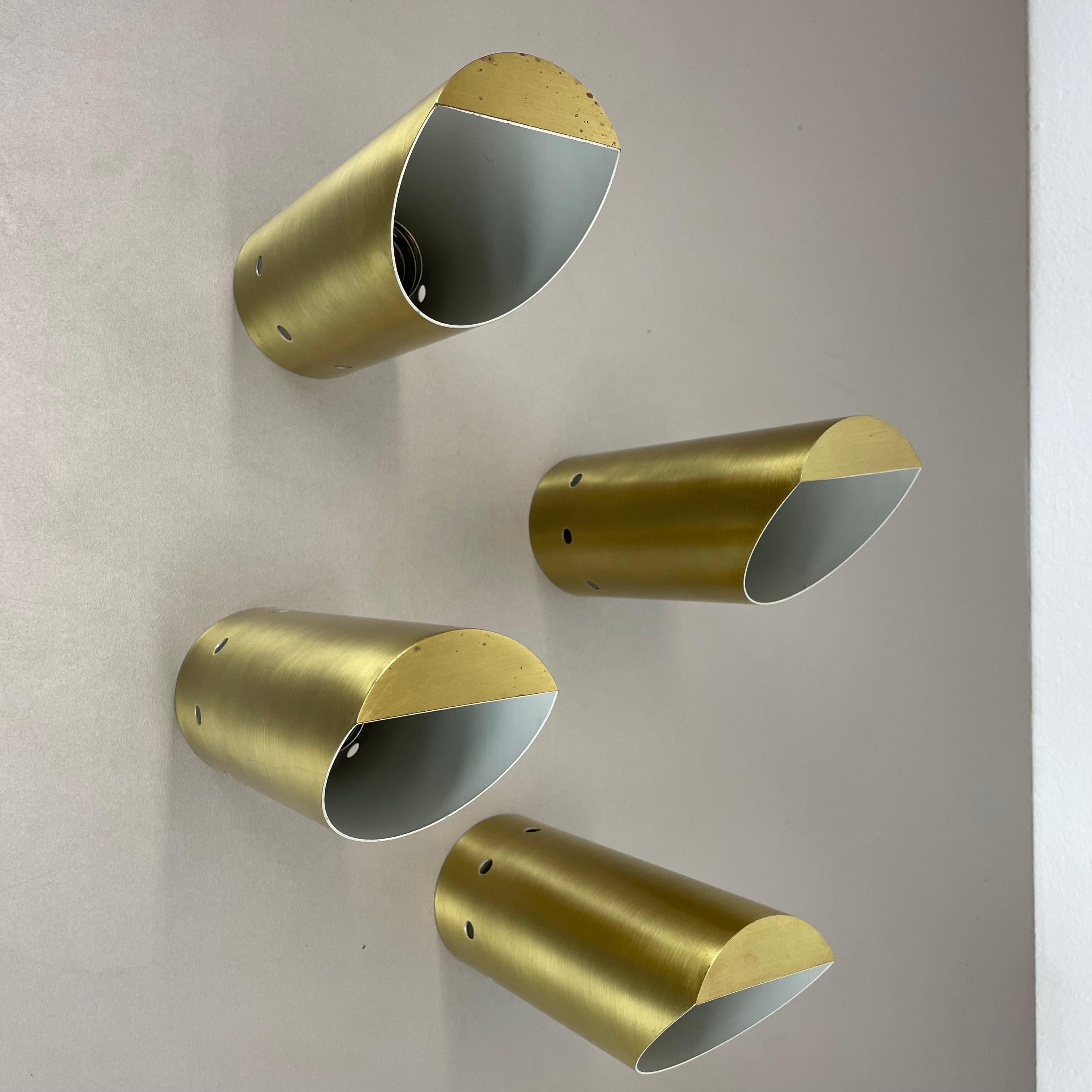 Set di quattro lampade da soffitto a parete in ottone minimalista, Italia anni '70 in vendita 1