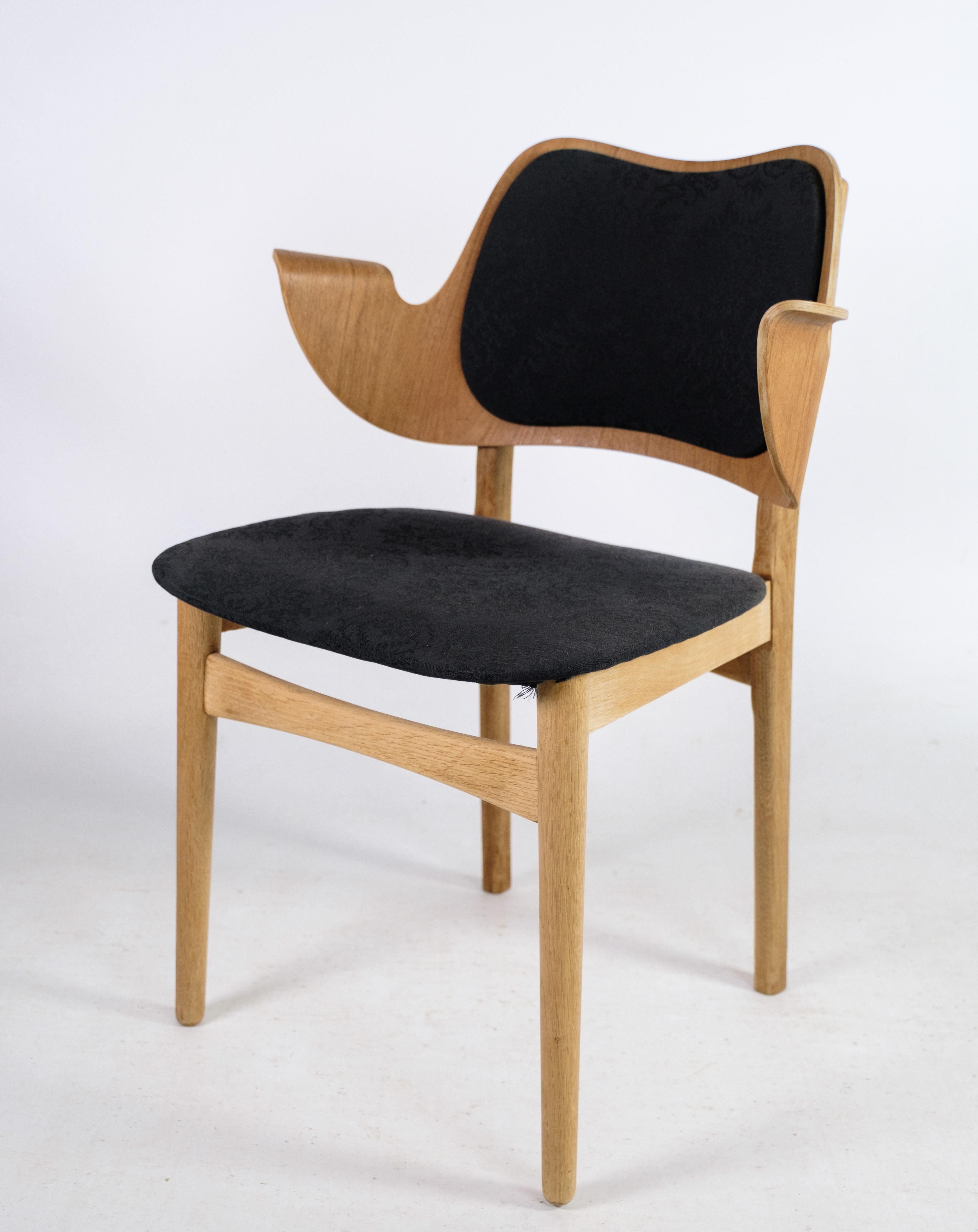 Ensemble de quatre fauteuils modèle 107 en chêne et teck par Hans Olsen des années 1960 Bon état - En vente à Lejre, DK
