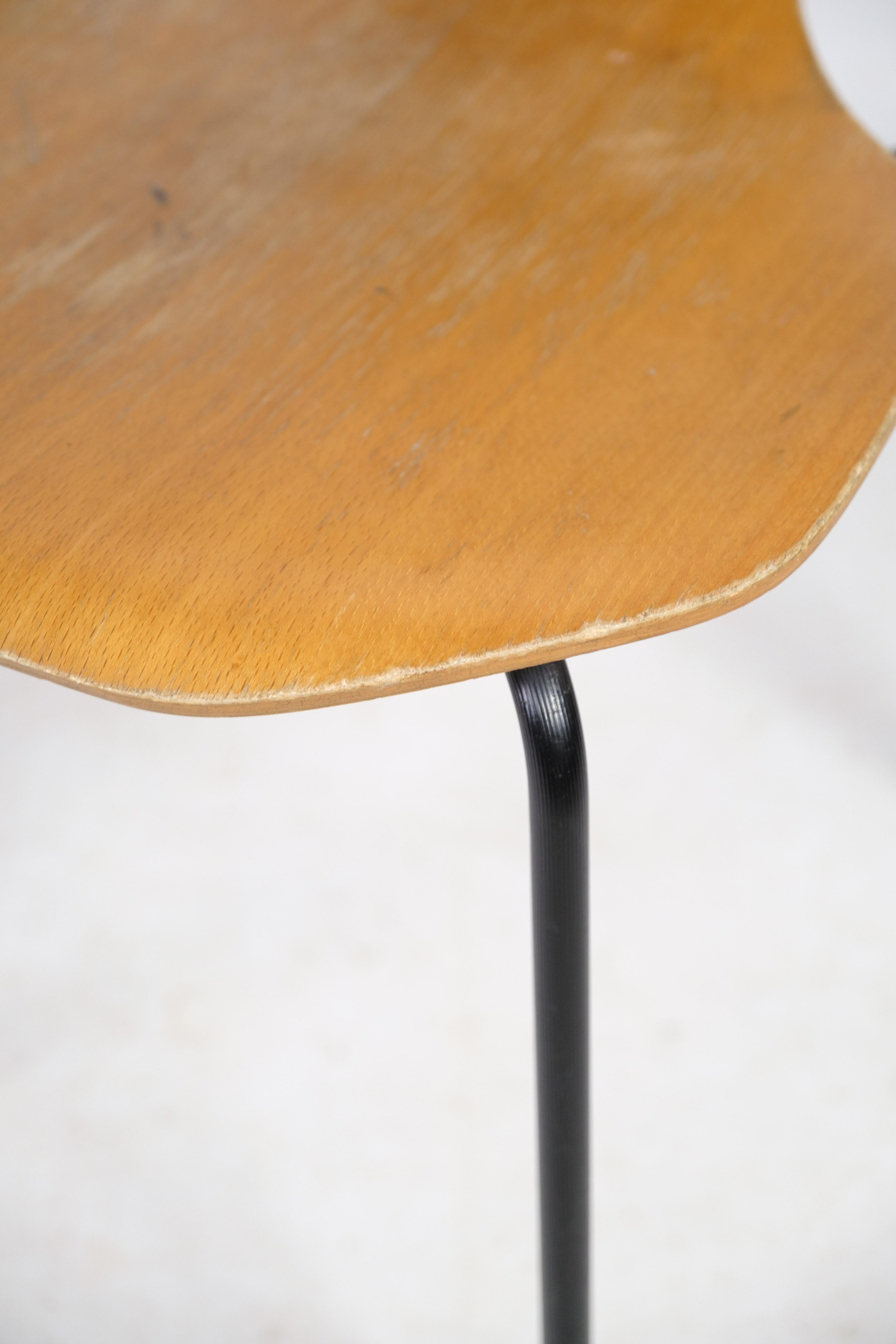 Rubber Set of Four, Model 3103, 'T-Chair', by Arne Jacobsen Oak, Fritz Hansen 1960s For Sale