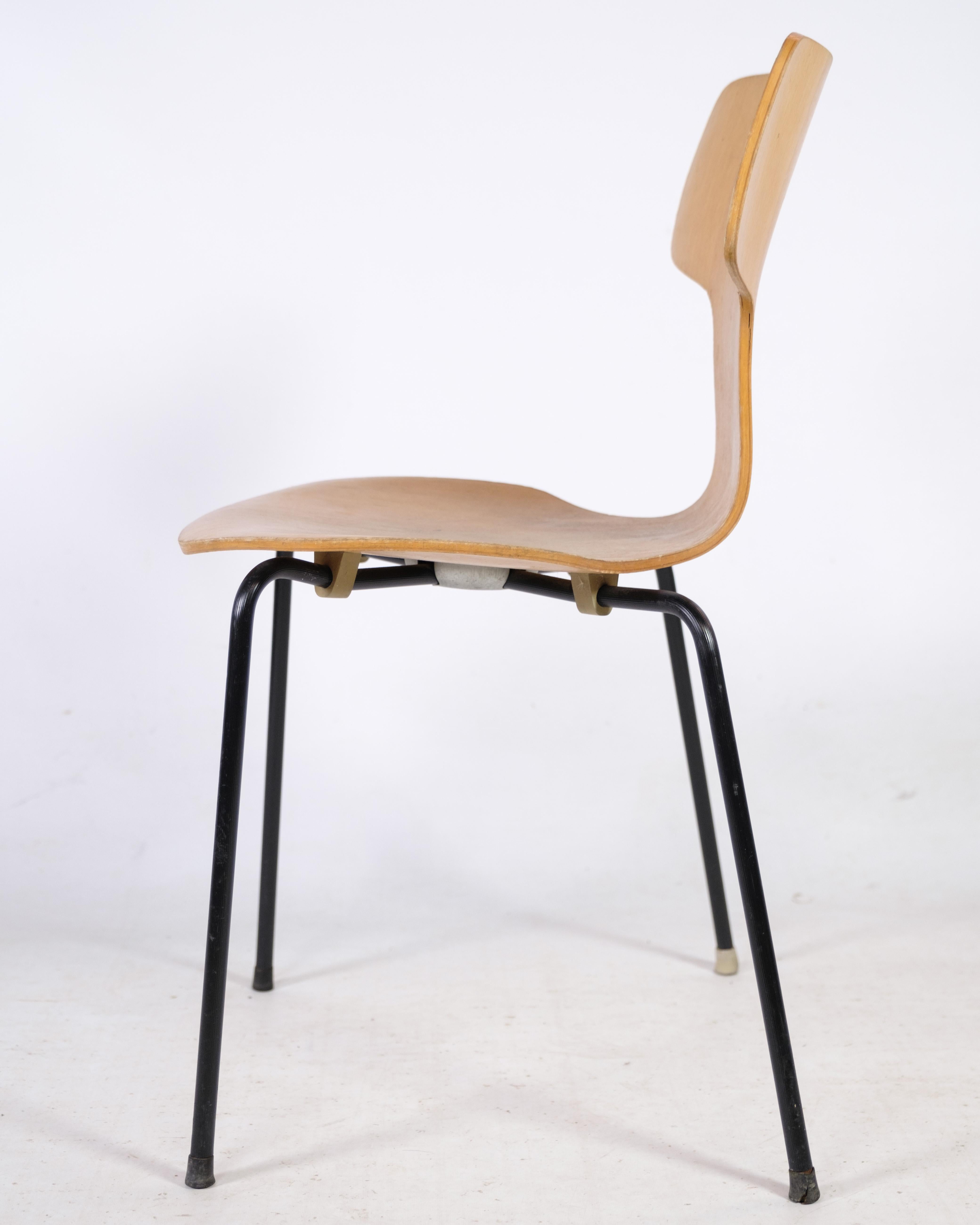 Set of Four, Model 3103, 'T-Chair', by Arne Jacobsen Oak, Fritz Hansen 1960s For Sale 2
