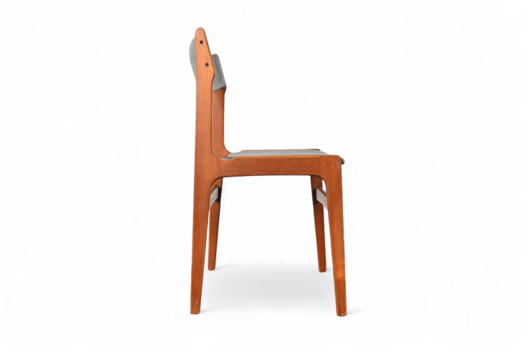 Mid-Century moderno Set di quattro sedie da pranzo in teak Model 78 di Anderstrup Mobelfabrik in vendita