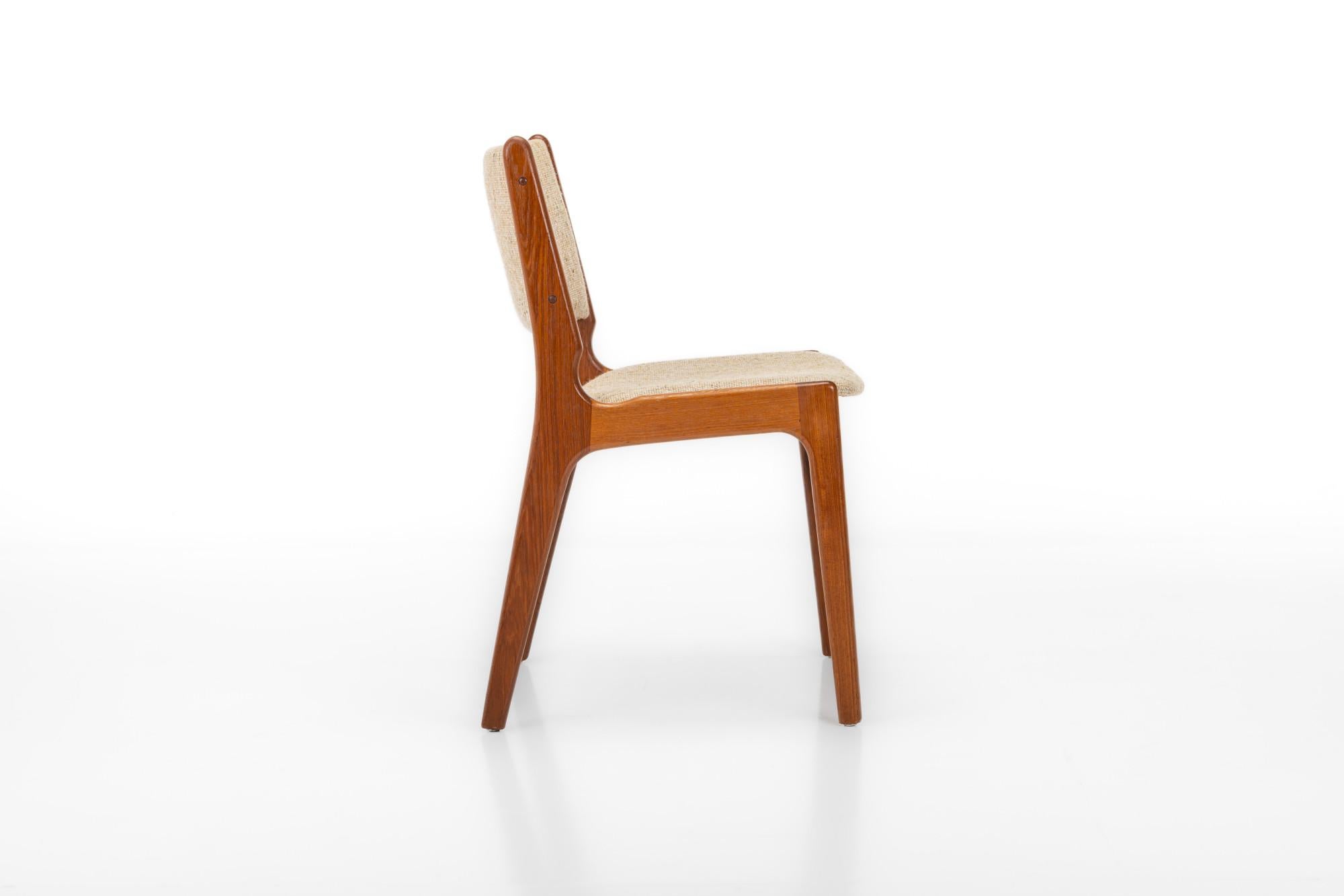 Set of four 'Model 89' dining chairs by Erik Buch for Anderstrup Møbelfabrik 4
