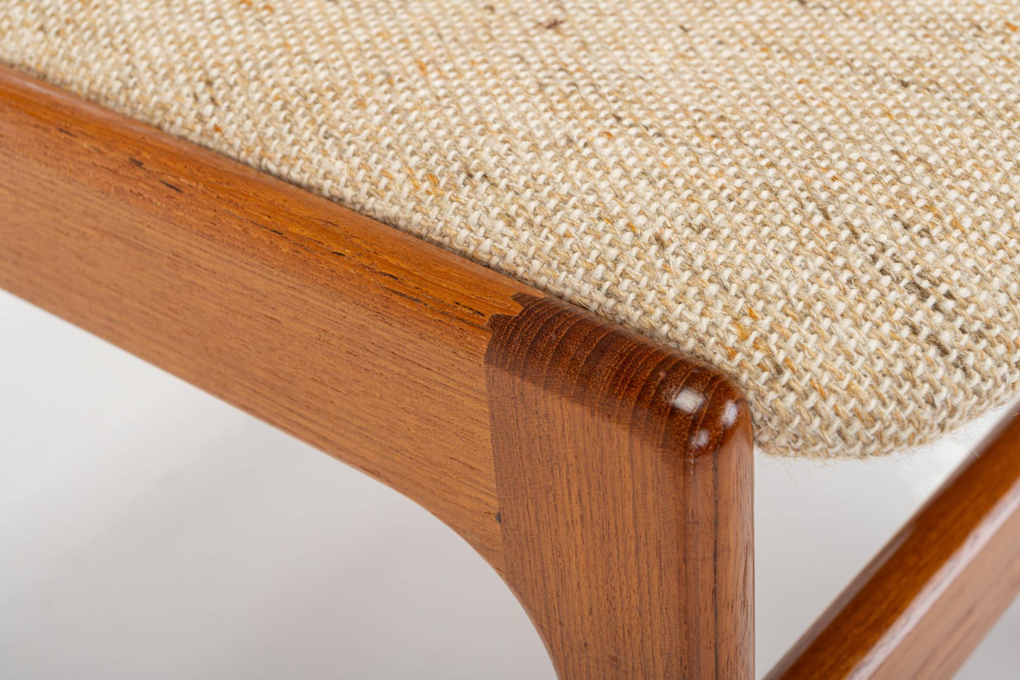 Fabric Set of four 'Model 89' dining chairs by Erik Buch for Anderstrup Møbelfabrik