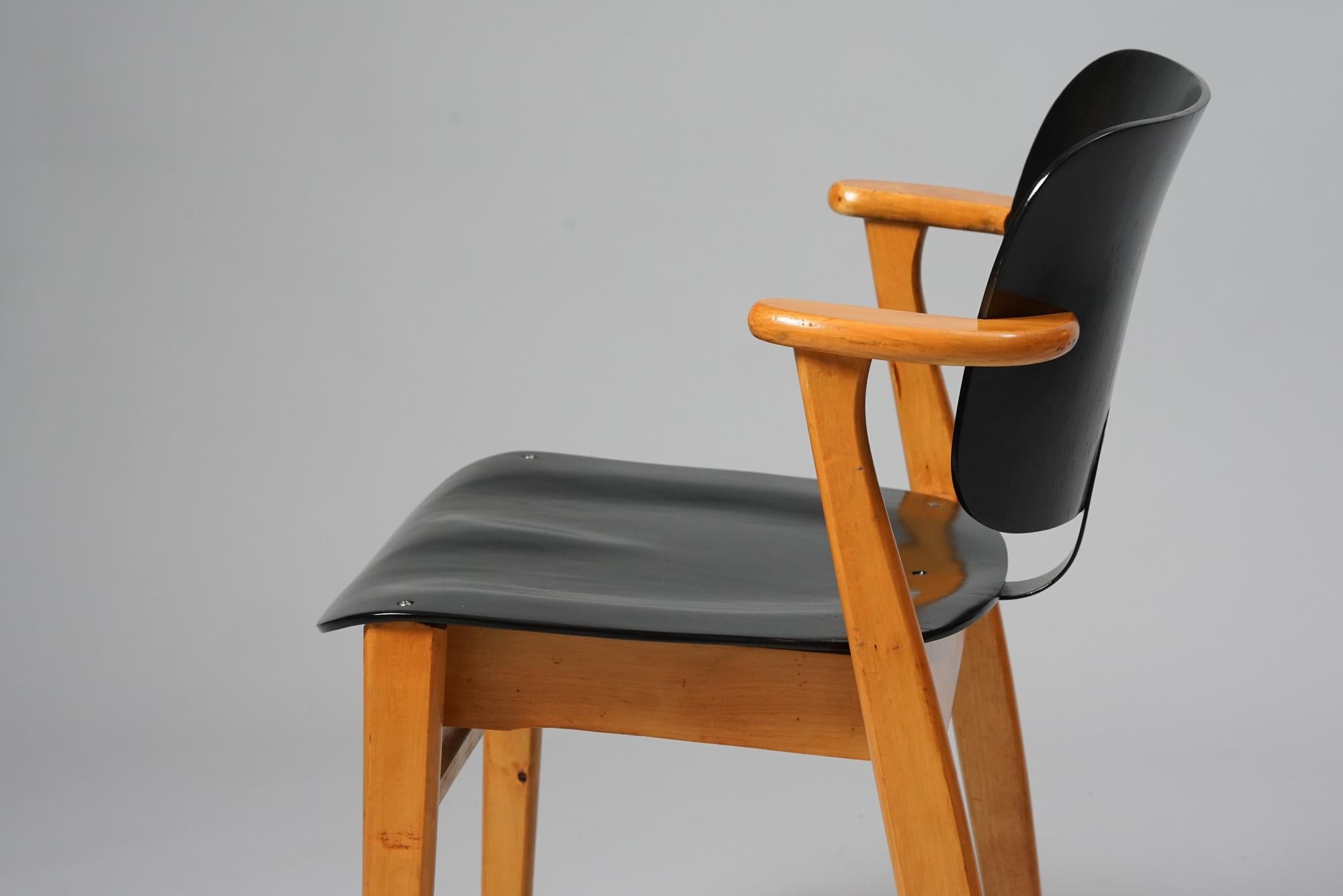 Set of Four Model Domus Chairs, Ilmari Tapiovaara, 1950s  1