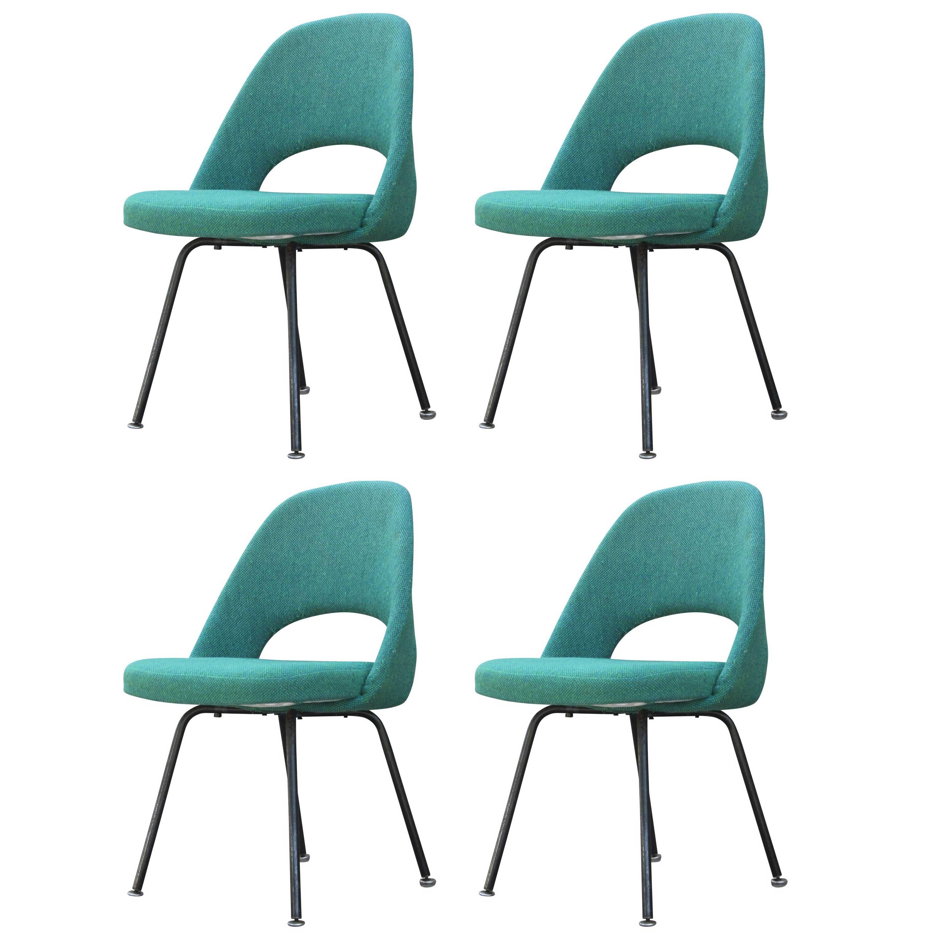 Set of Four Modern Eero Saarinen for Knoll Green Armless Executive Side Chairs