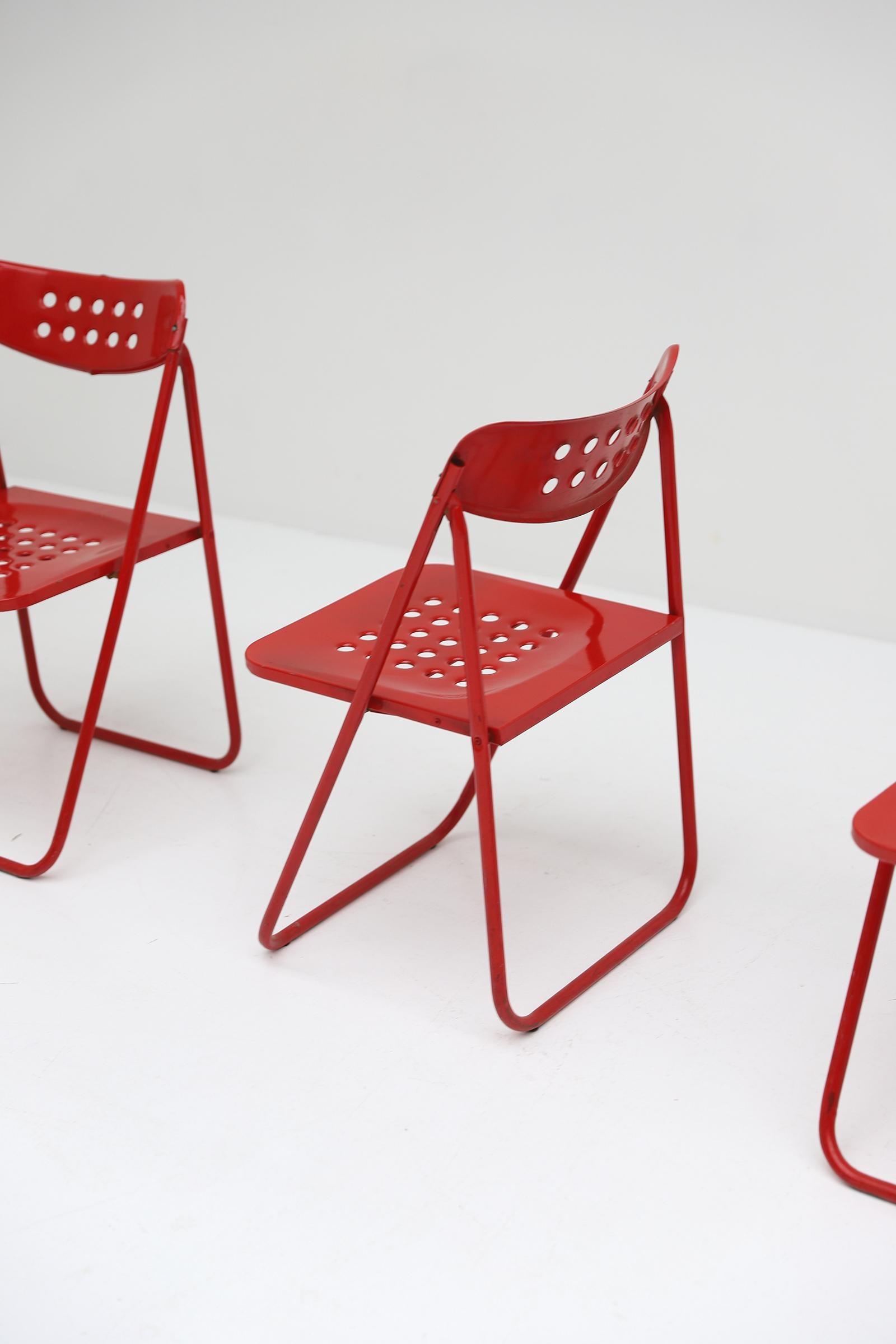 Set of Four Modern Red Lacquered Metal Folding Chairs 1980s For Sale 2