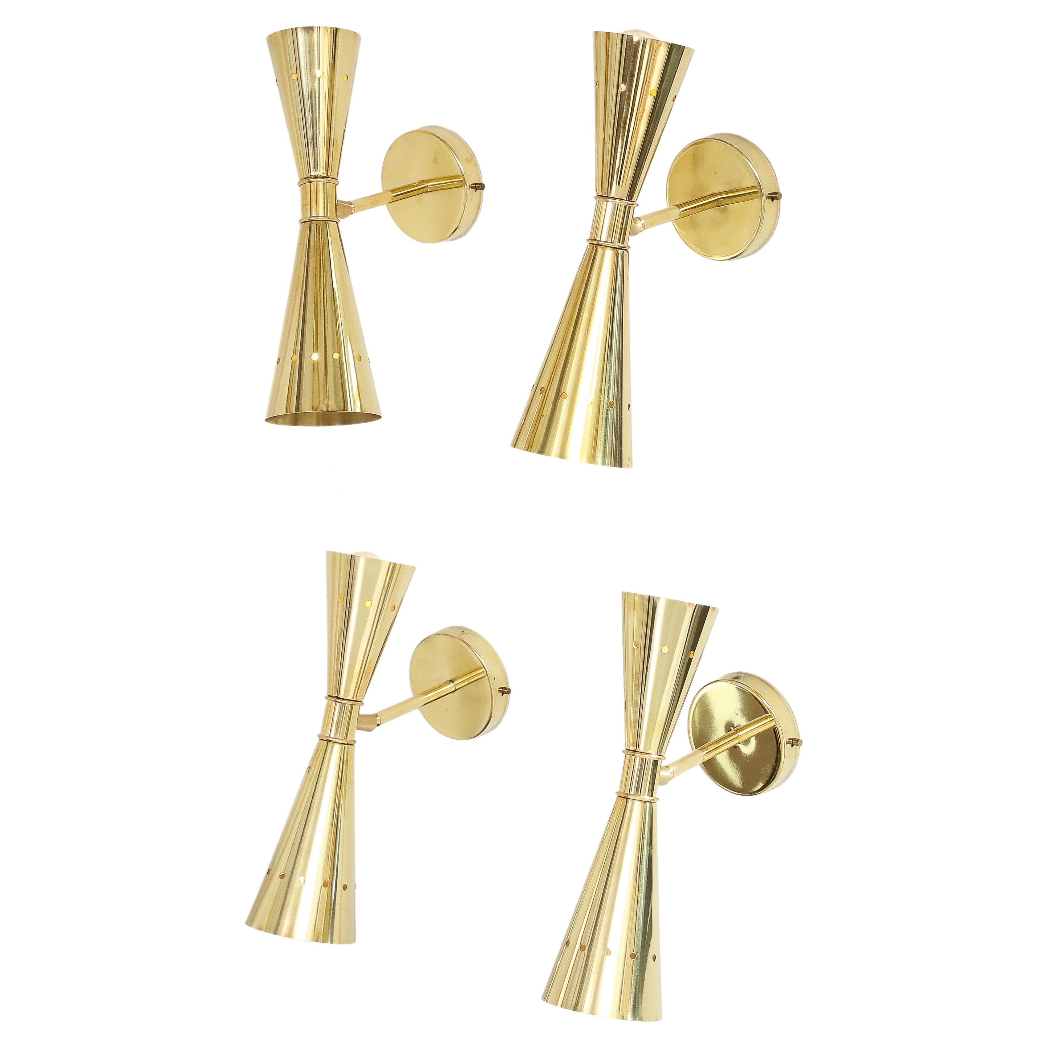 Set of Four Modernist Brass Double Cone Wall Lights or Sconces, Italy 2022 For Sale