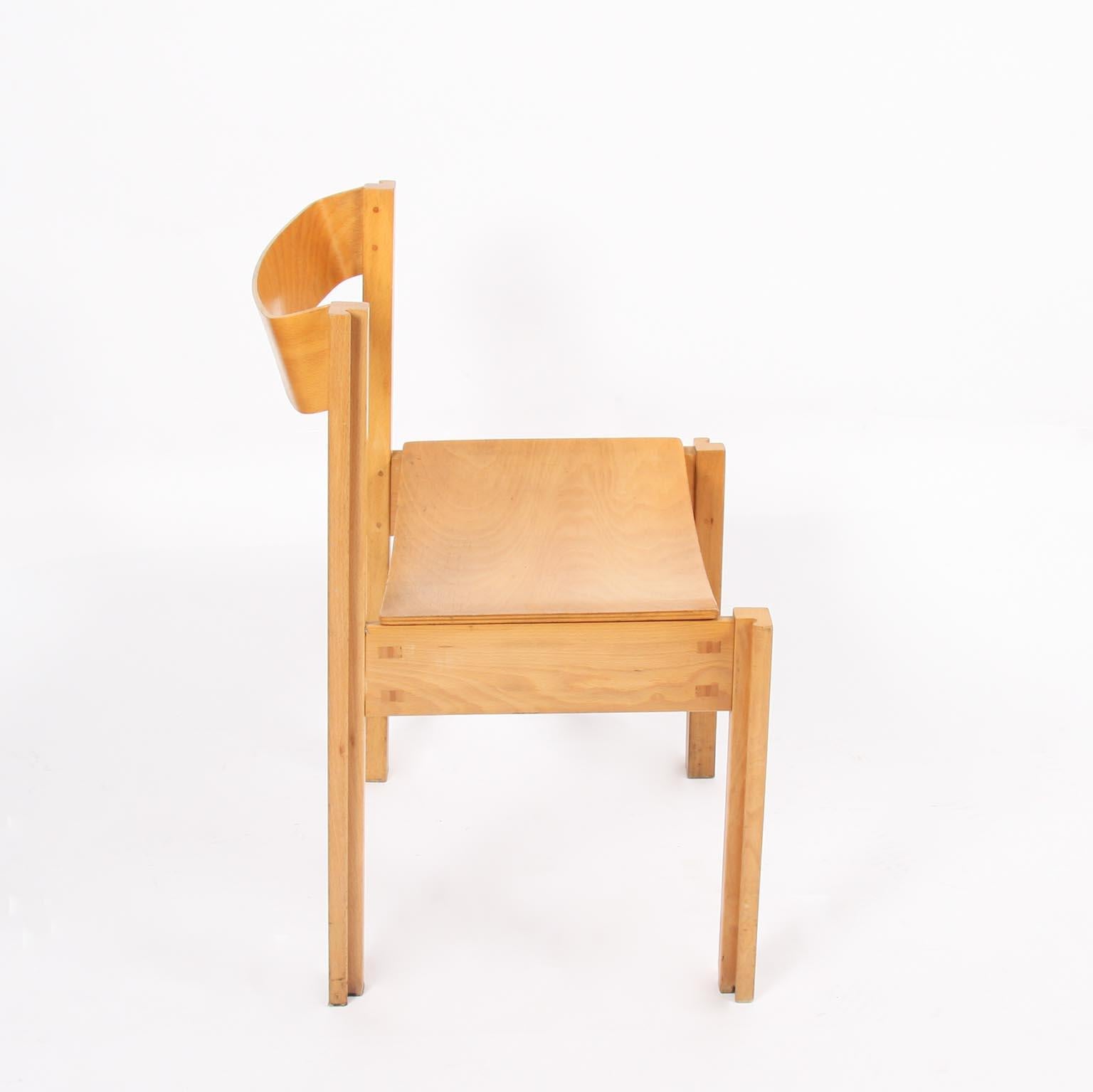 Set of Four Modernist English 1960s Bent Ply and Beech Chairs In Good Condition For Sale In London, GB