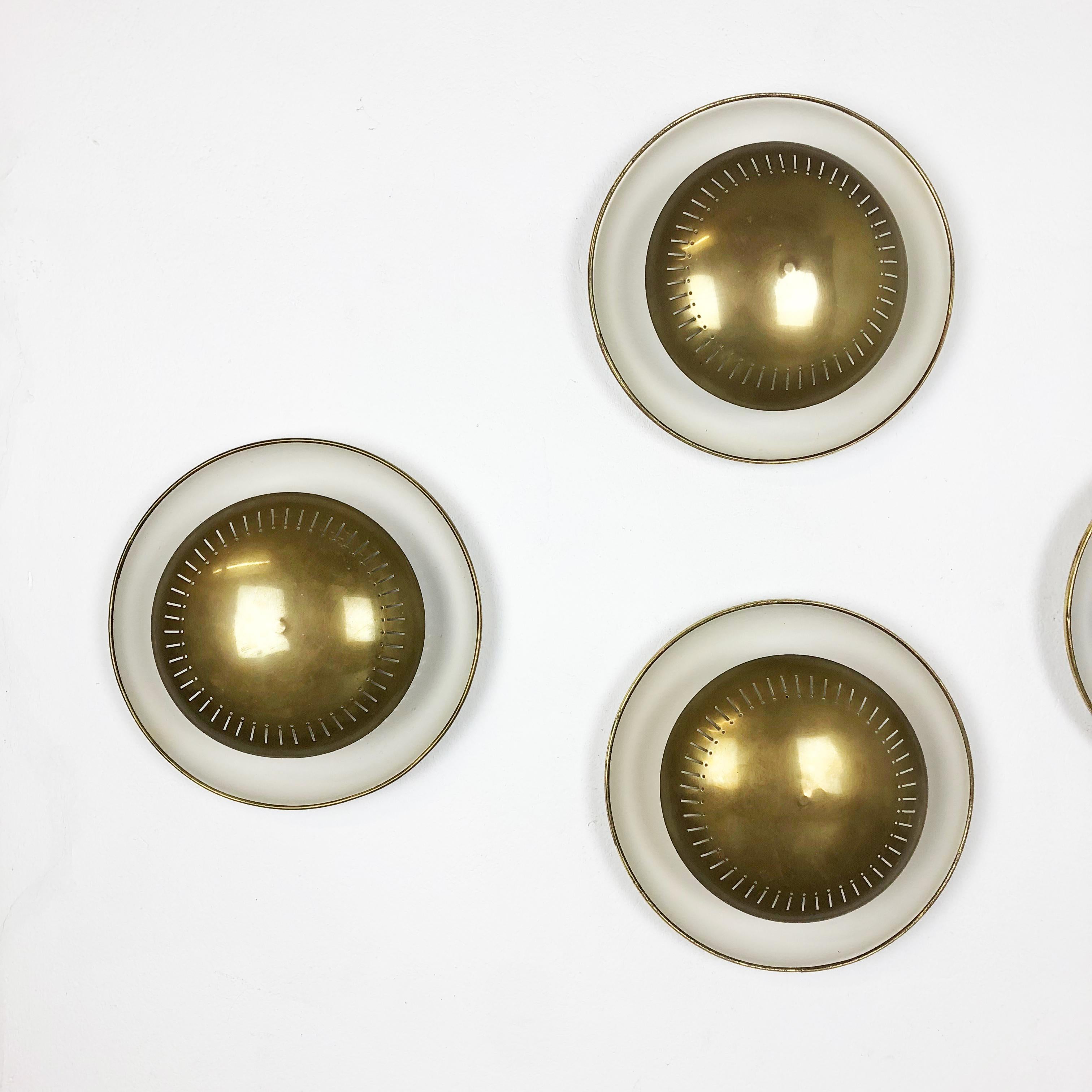 Italian Set of four Modernist Sarfatti Style Brass Metal Sconces Wall Light, Italy 1950s
