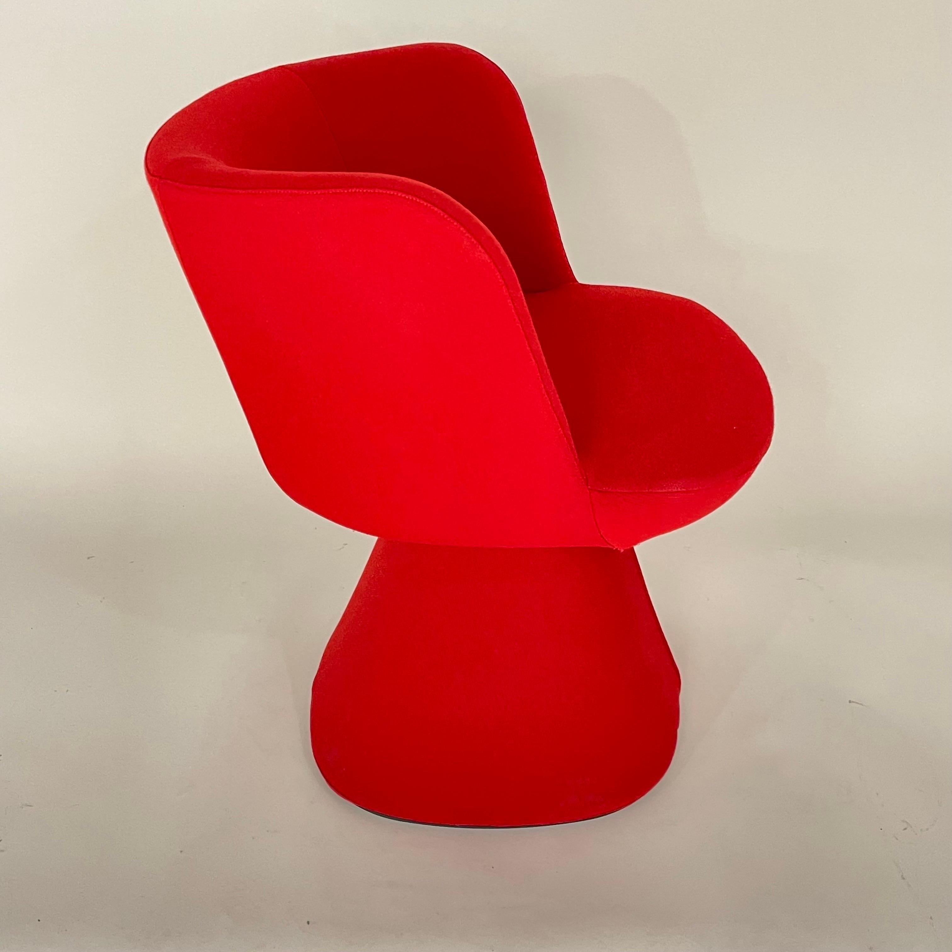 XXIe siècle et contemporain Ensemble de quatre chaises de salle à manger Flair O' pivotantes Monica Armani, B&B Italia, Italie 2022 en vente