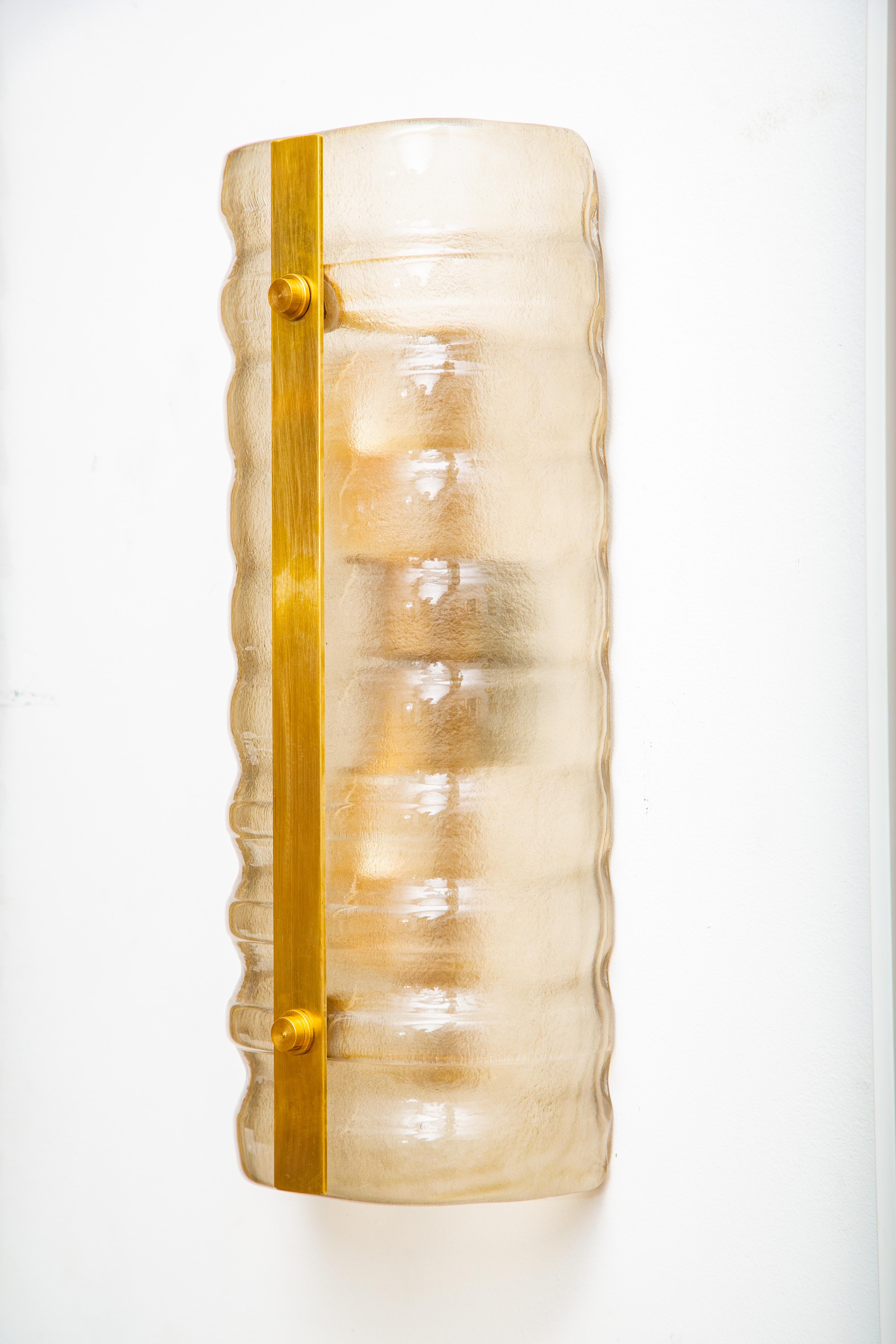 Set of Four Murano Smoked Glass and Brass Wall Lights, in Stock (Messing) im Angebot