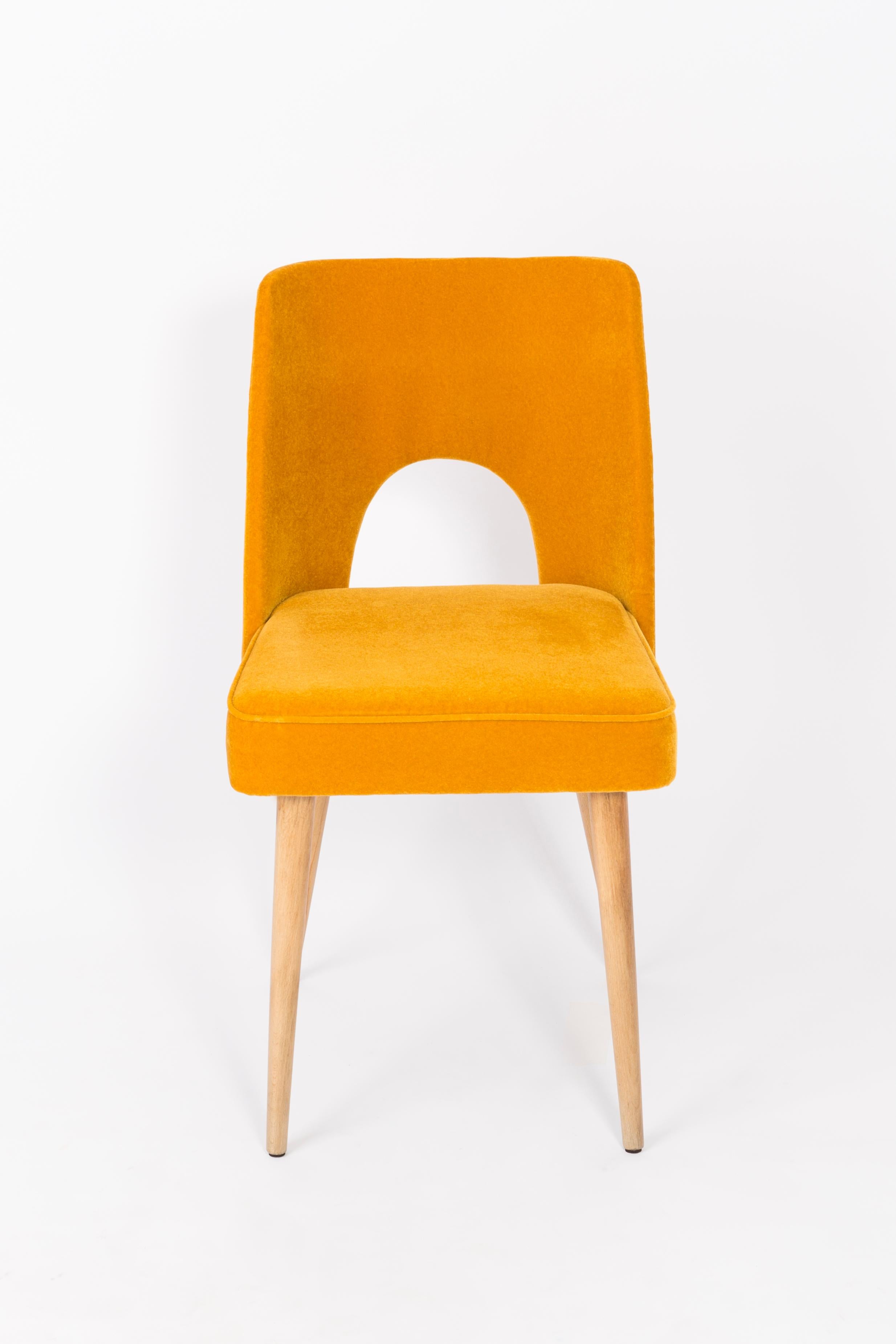 Set of Four Mustard Yellow Velvet 'Shell' Chairs, 1960s For Sale 7