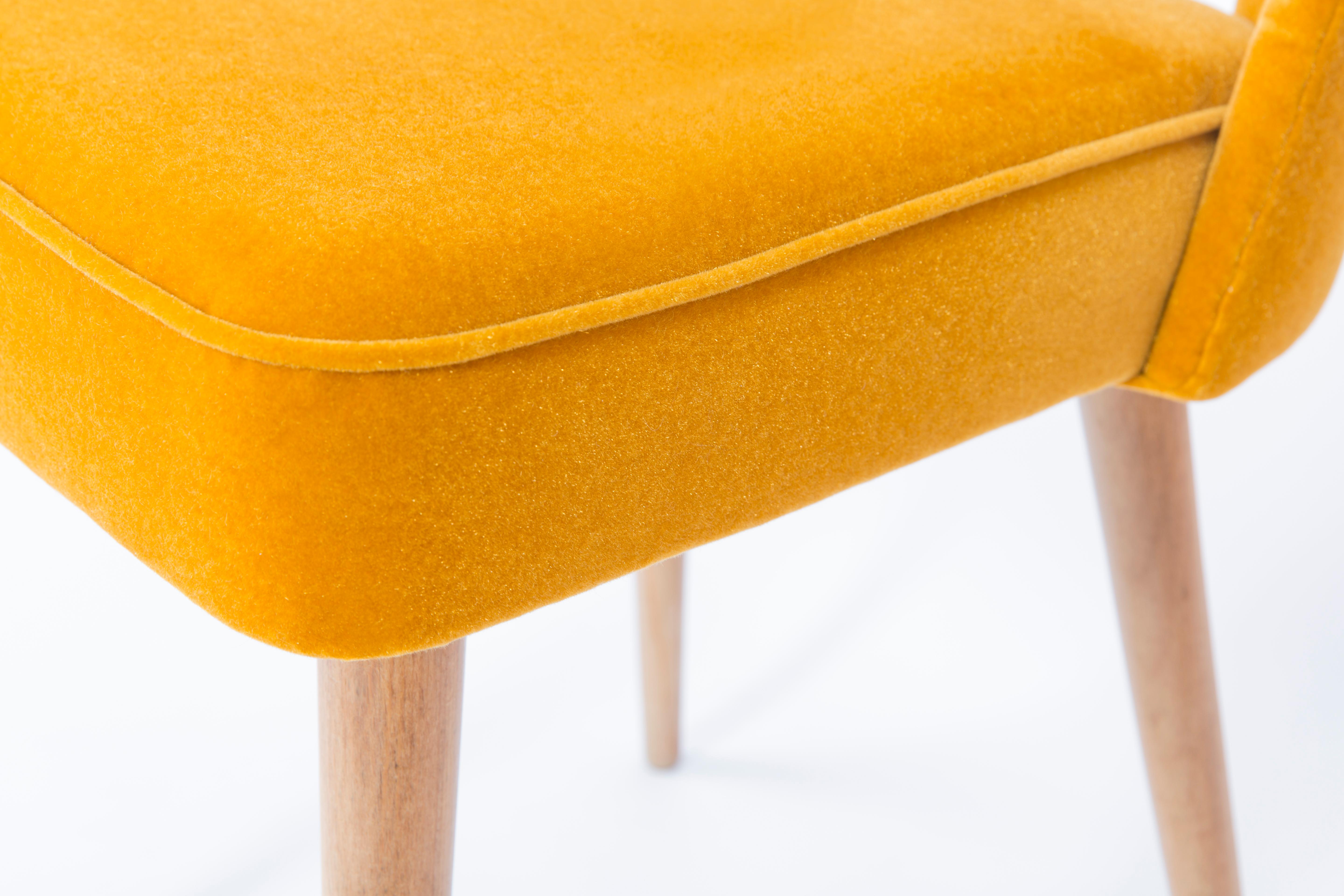 Set of Four Mustard Yellow Velvet 'Shell' Chairs, 1960s For Sale 12