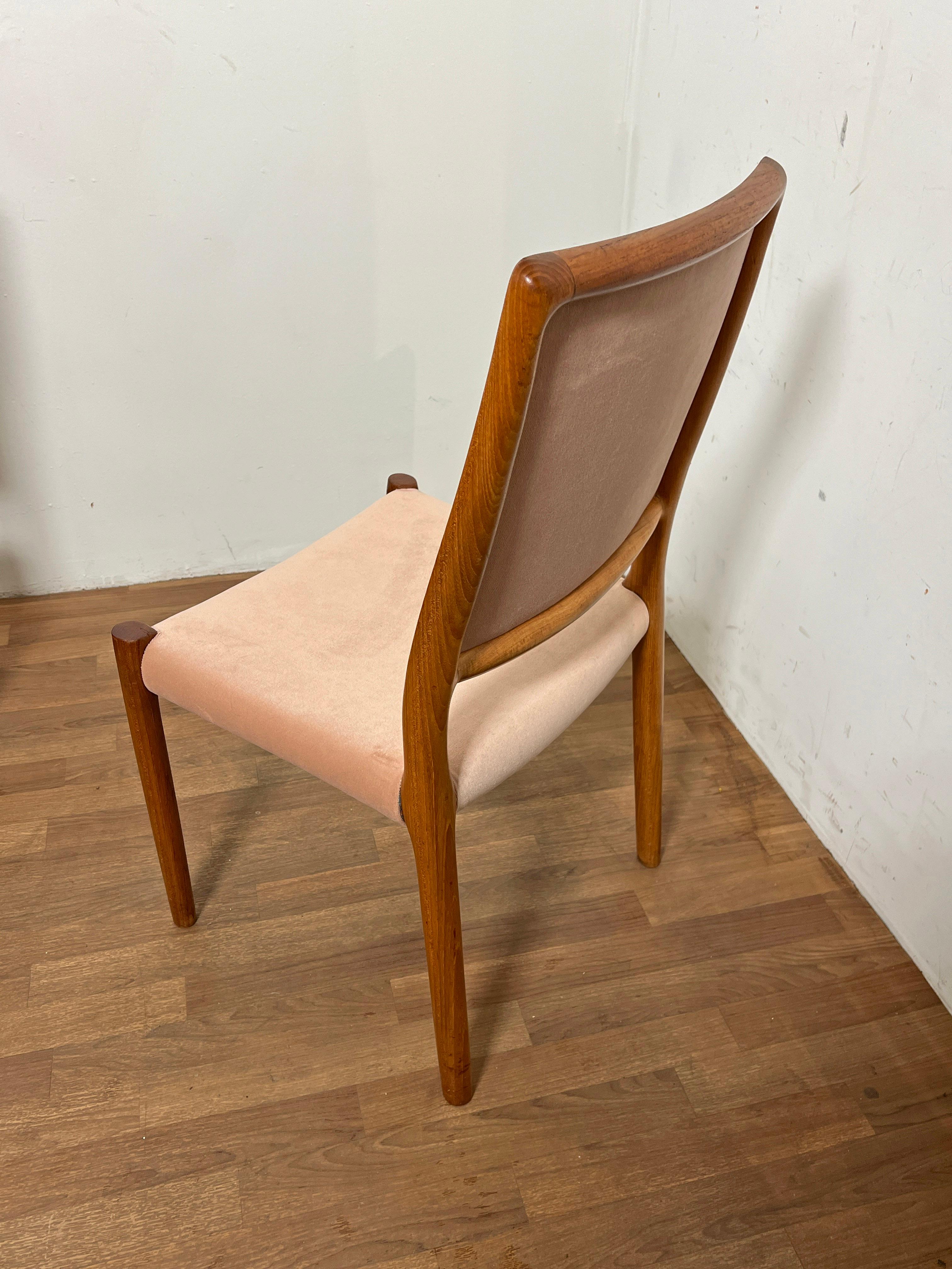 Fin du 20e siècle Ensemble de quatre chaises de salle à manger danoises en teck Niels Moller pour JL Moller en vente