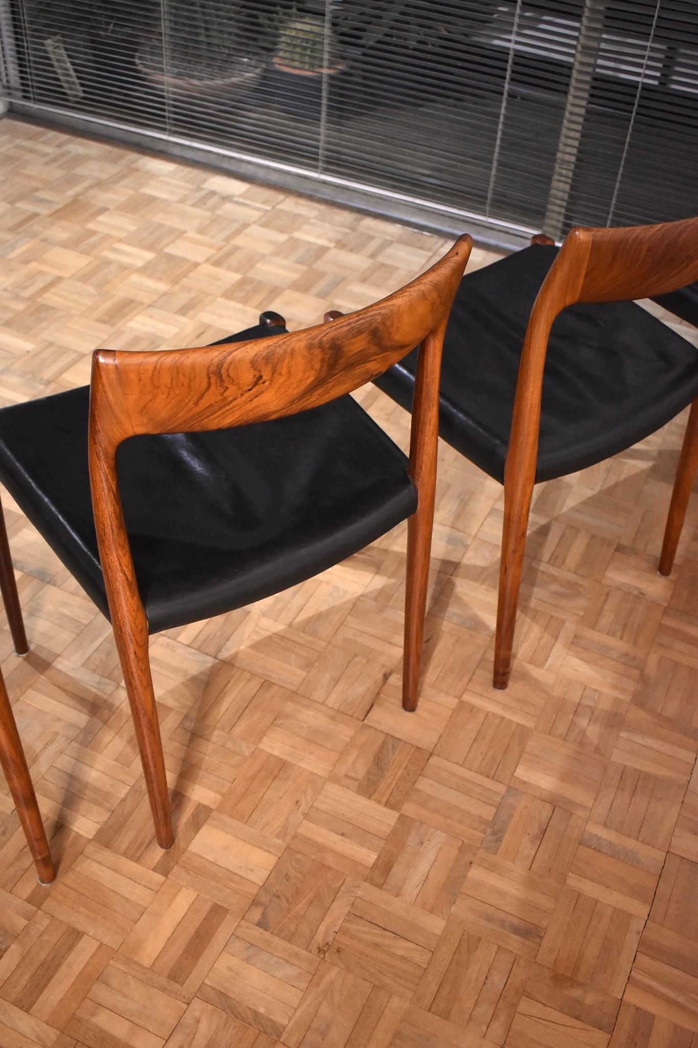 Set of Four Niels Moller Model 77 Brazilian Rosewood Dining Chairs 2