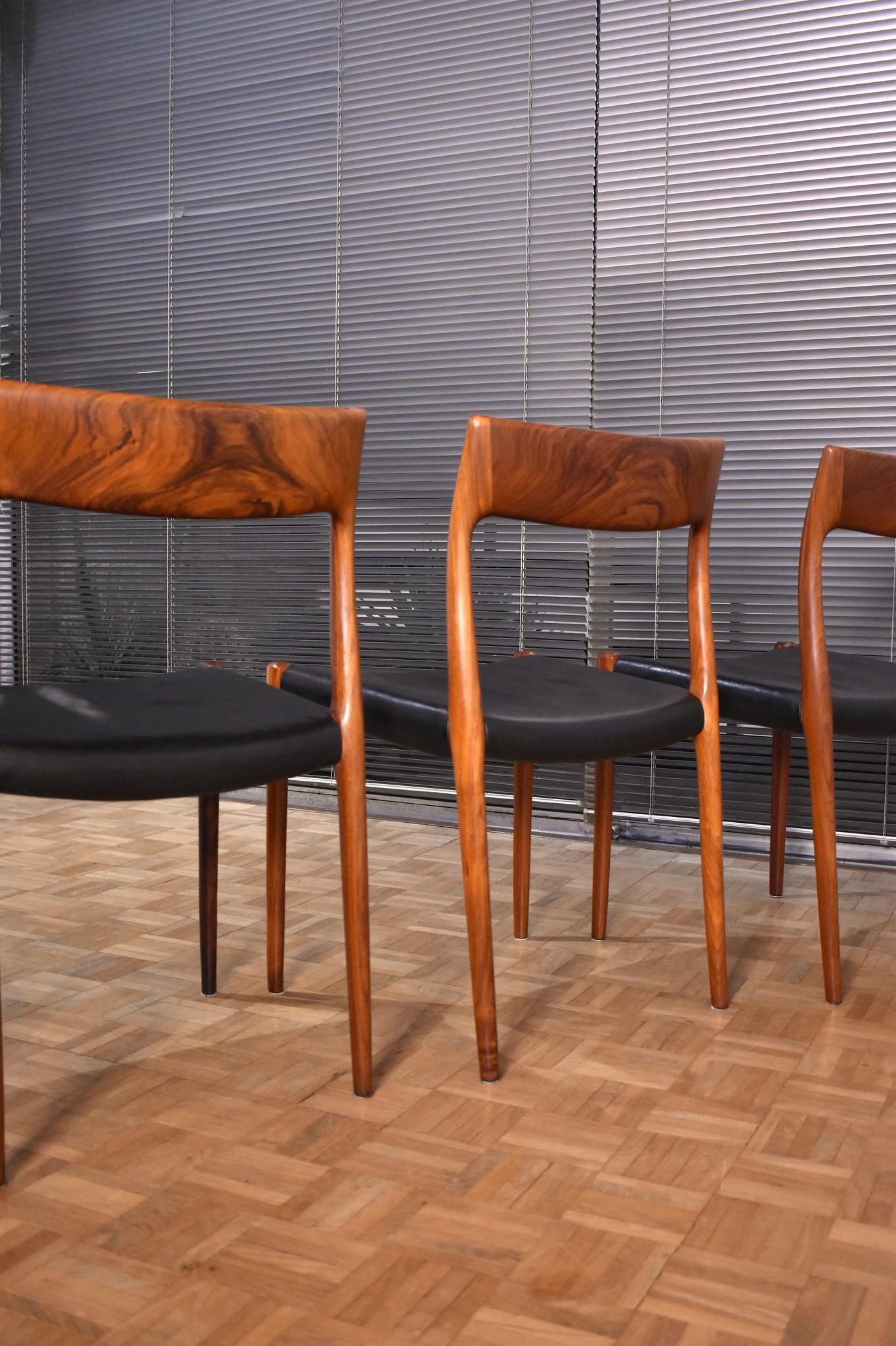 Set of Four Niels Moller Model 77 Brazilian Rosewood Dining Chairs 3
