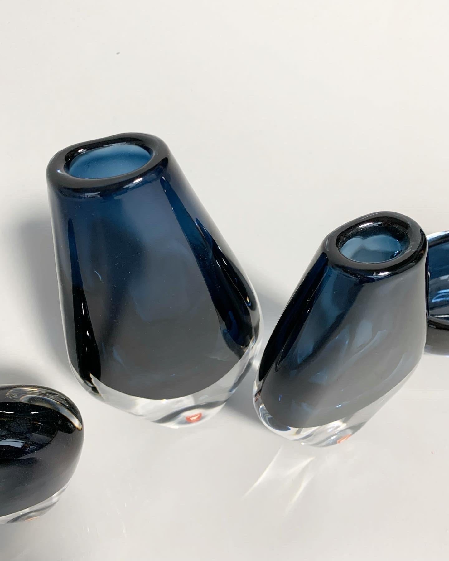 Set of Four Nils Landberg Vases & Bowl Midnight Blue Sommerso Glass Orrefors  1