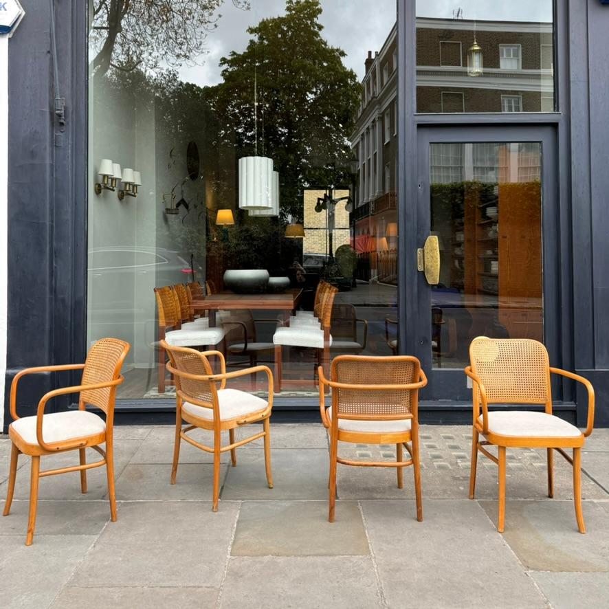 Ensemble de quatre chaises n° 811, Josef Hoffmann, années 1950 Bon état - En vente à London, GB