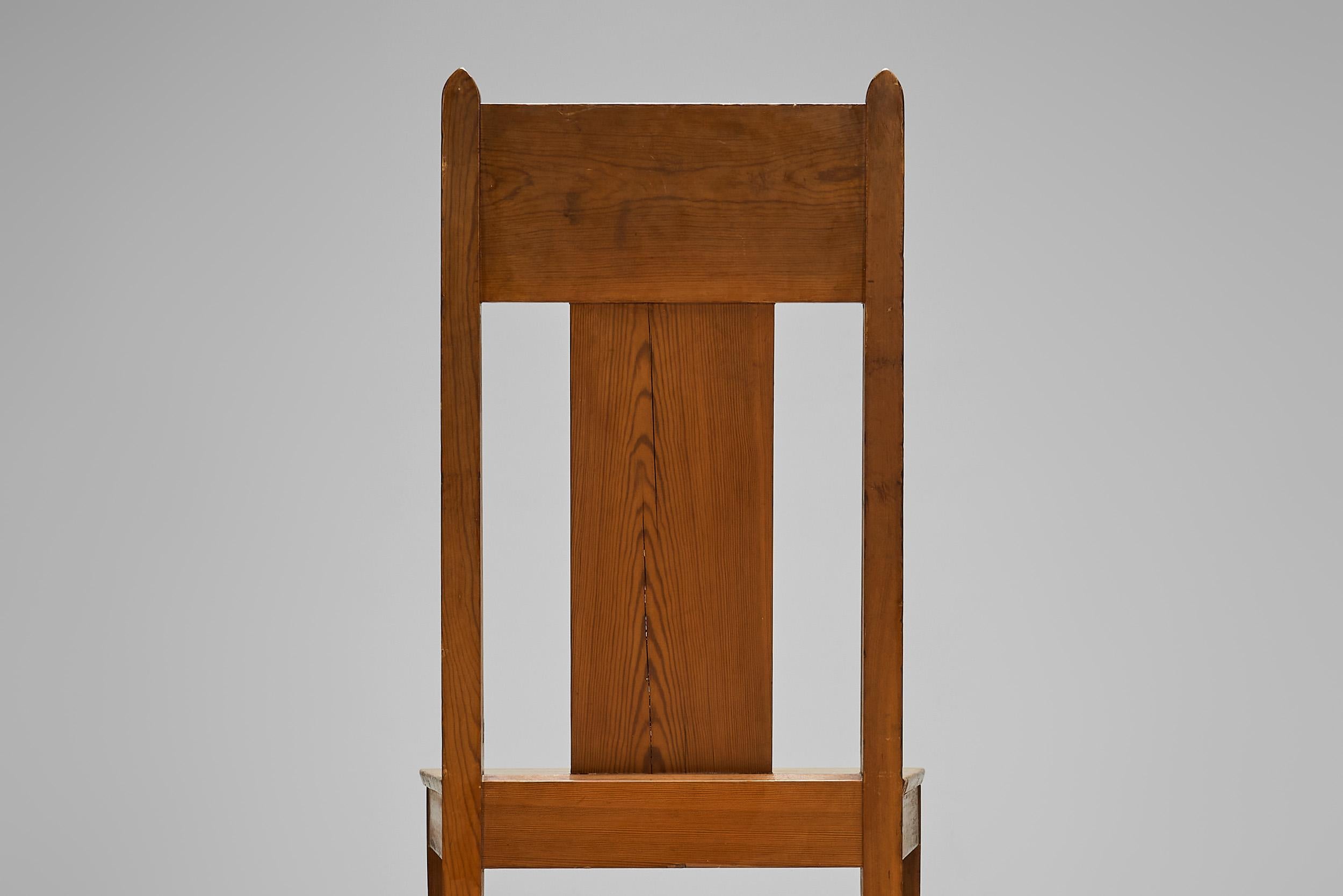 Ensemble de quatre chaises de salle à manger Nordiska Kompaniet en pin, Suède 1909 en vente 6