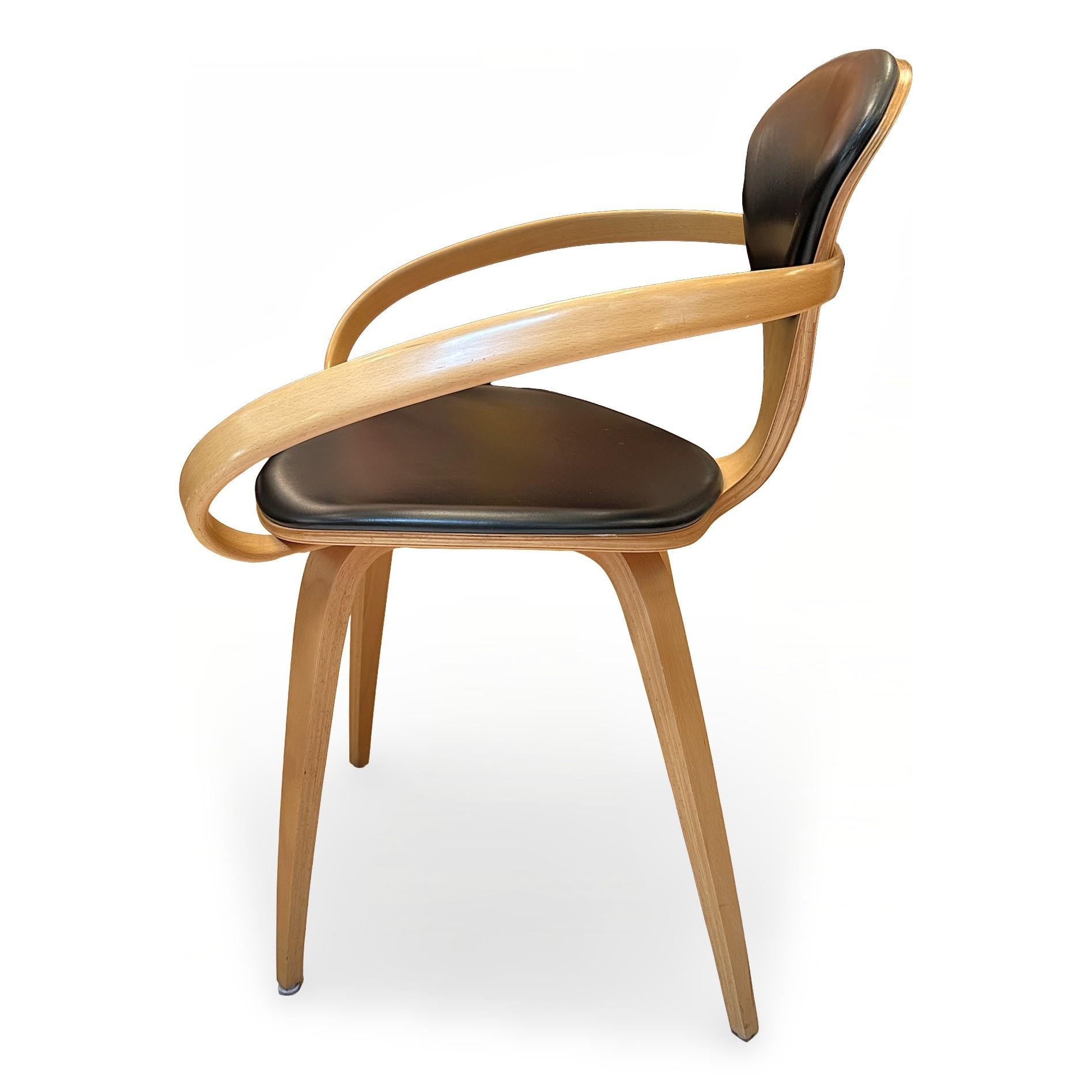 Set of Four Normal Cherner Walnut Dining Chairs with Leather Seats and Backs For Sale 5