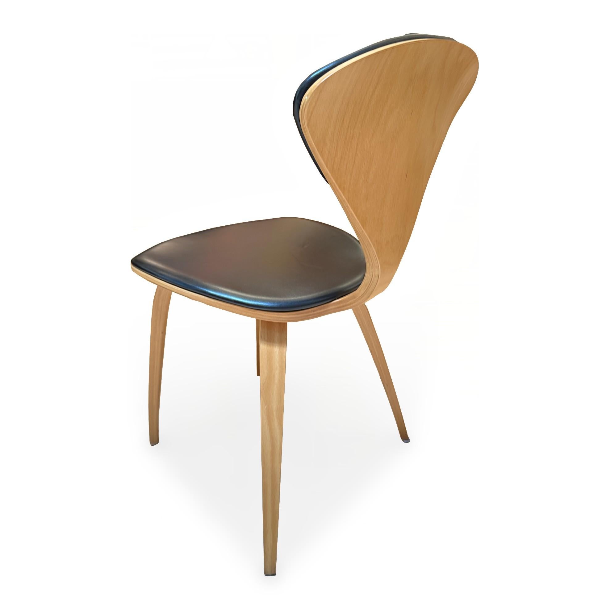 Set of Four Normal Cherner Walnut Dining Chairs with Leather Seats and Backs For Sale 10