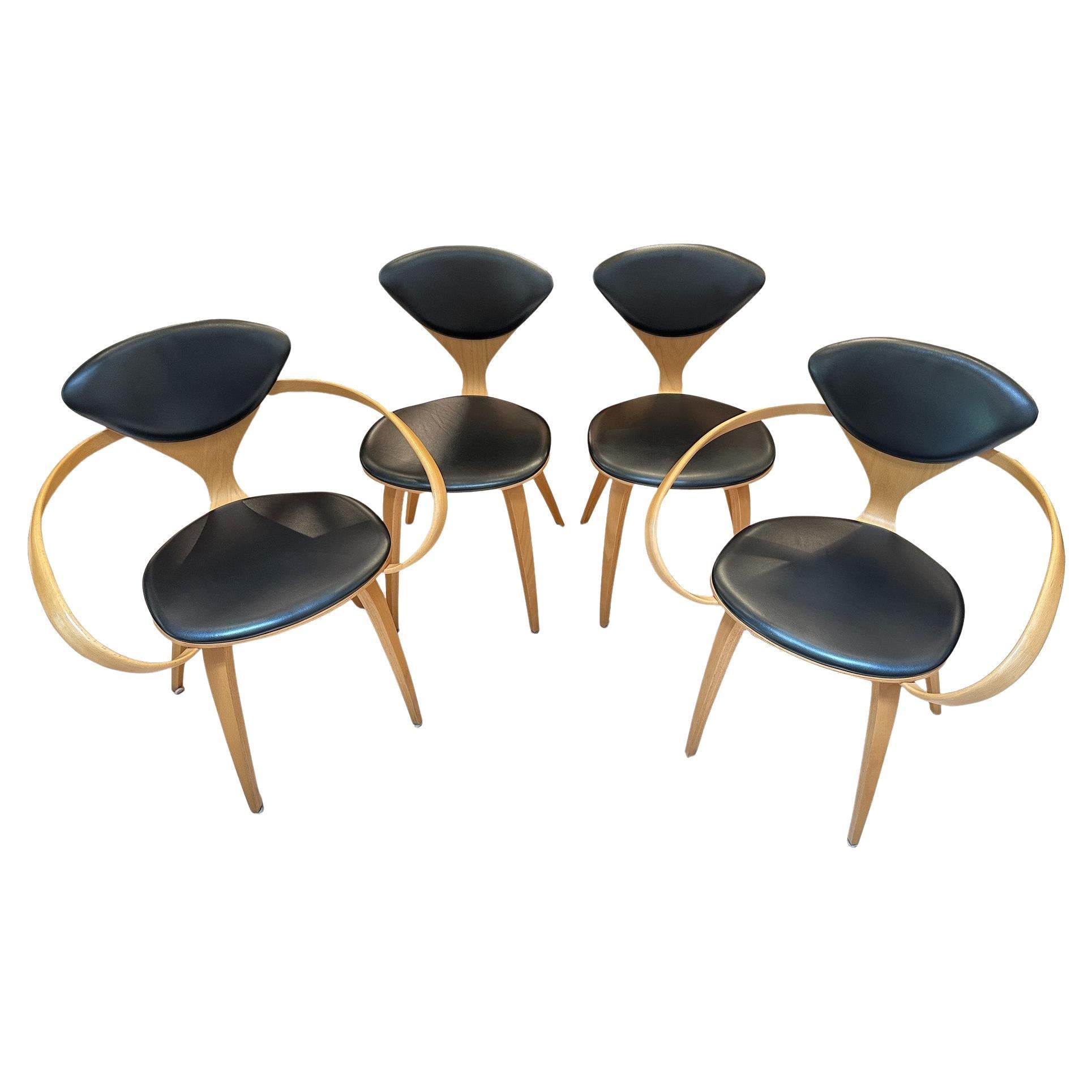 Set of Four Normal Cherner Walnut Dining Chairs with Leather Seats and Backs For Sale