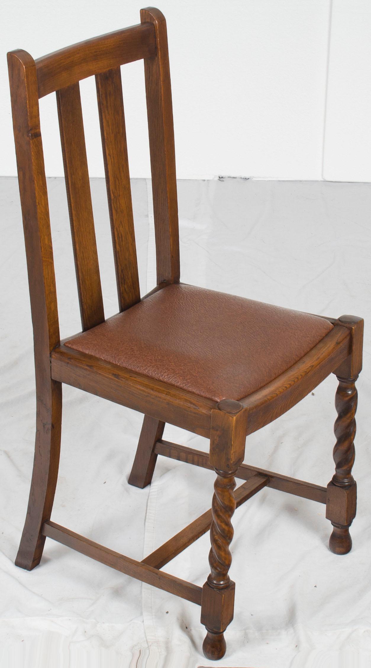 English Set of Four Oak Barley Twist Dining Room Kitchen or Game Chairs w Leather Seats For Sale