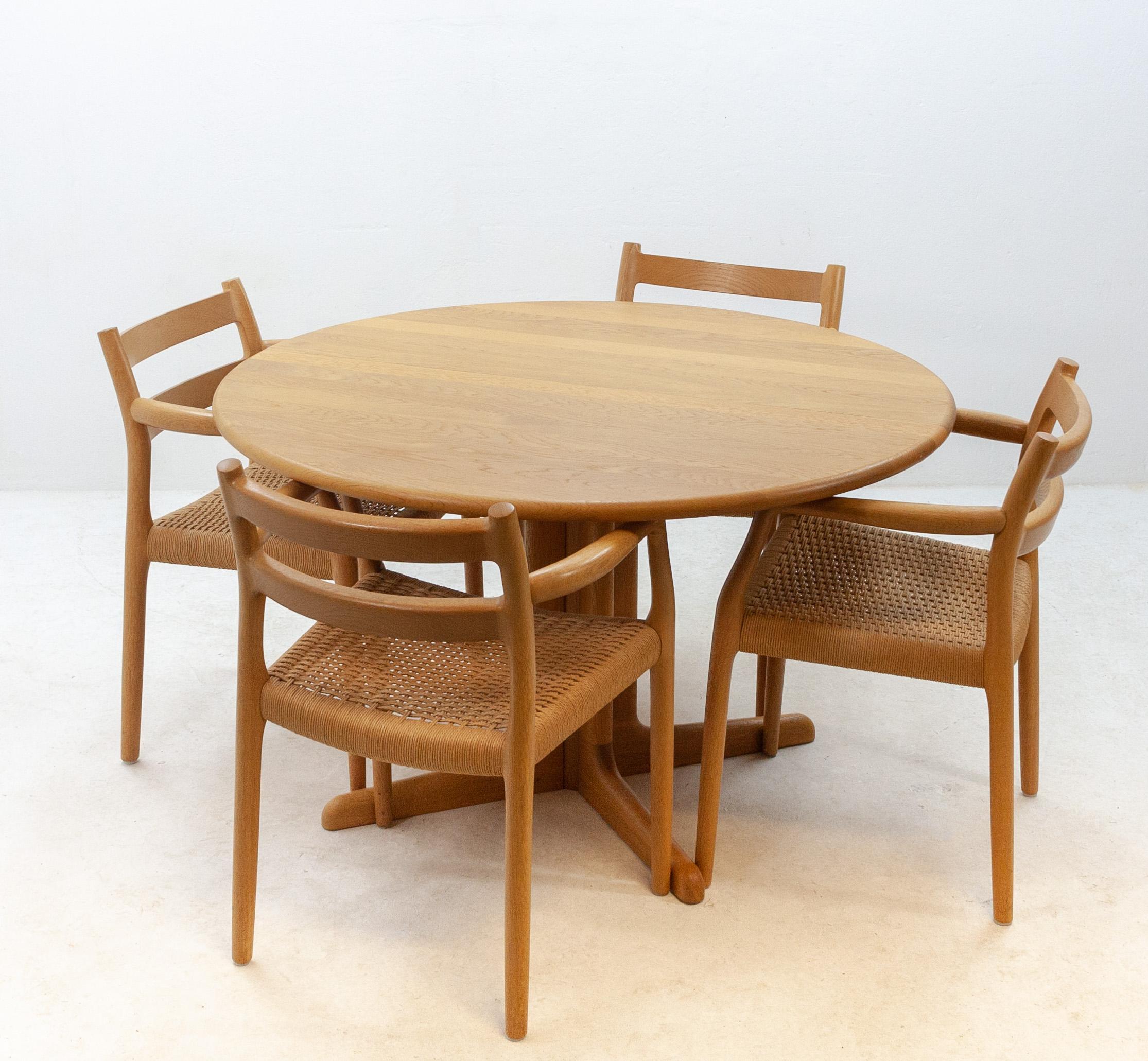 Set of Four Oak Niels Otto Moller No. 67 Chairs 6