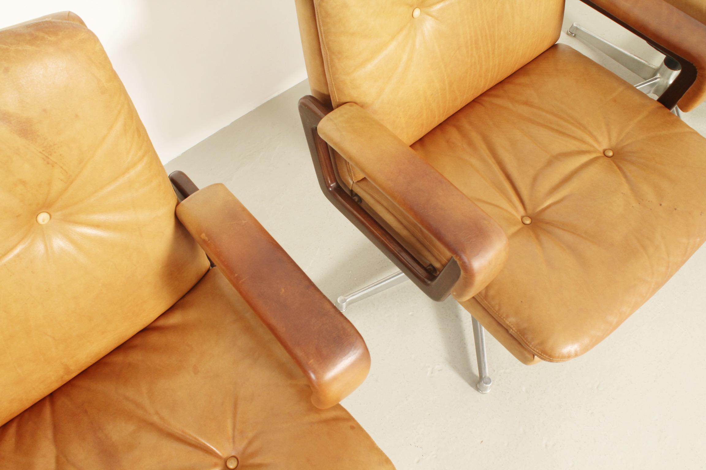 Steel Set of Four Office Chairs by André Vandenbeuck for Arflex, Italy, 1960's For Sale