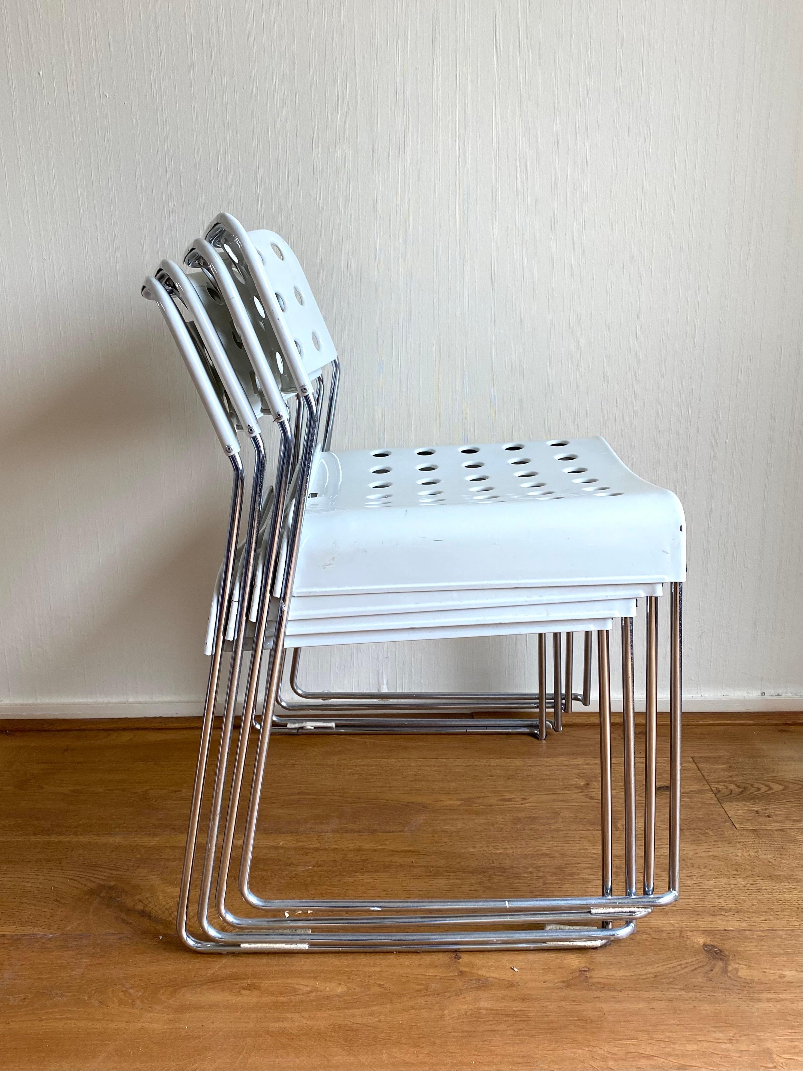 Set of Four Omkstak Swhite Metal Chairs by Rodney Kinsman for Bieffeplast, 1970s For Sale 4
