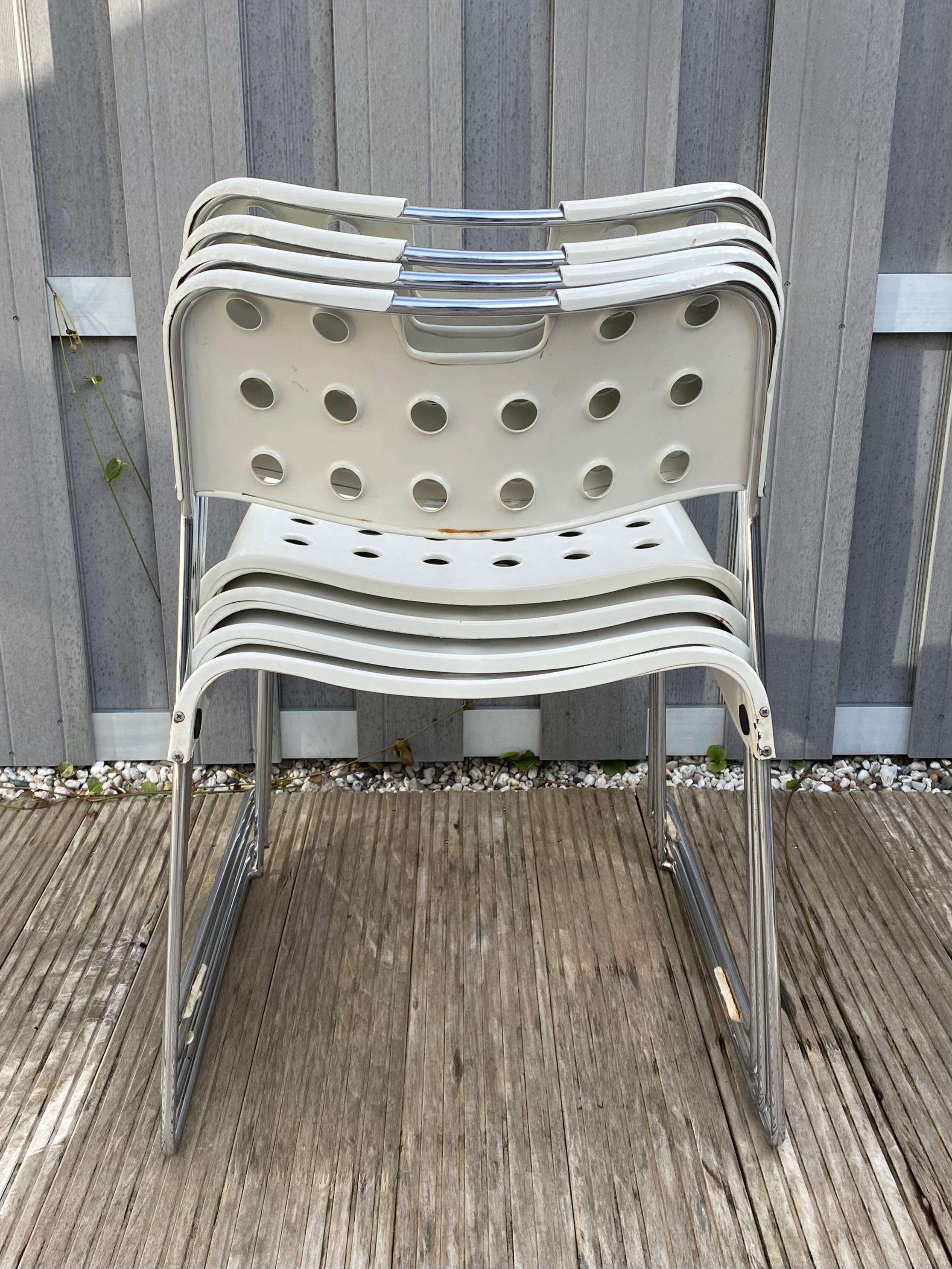 Set of Four Omkstak Swhite Metal Chairs by Rodney Kinsman for Bieffeplast, 1970s For Sale 5