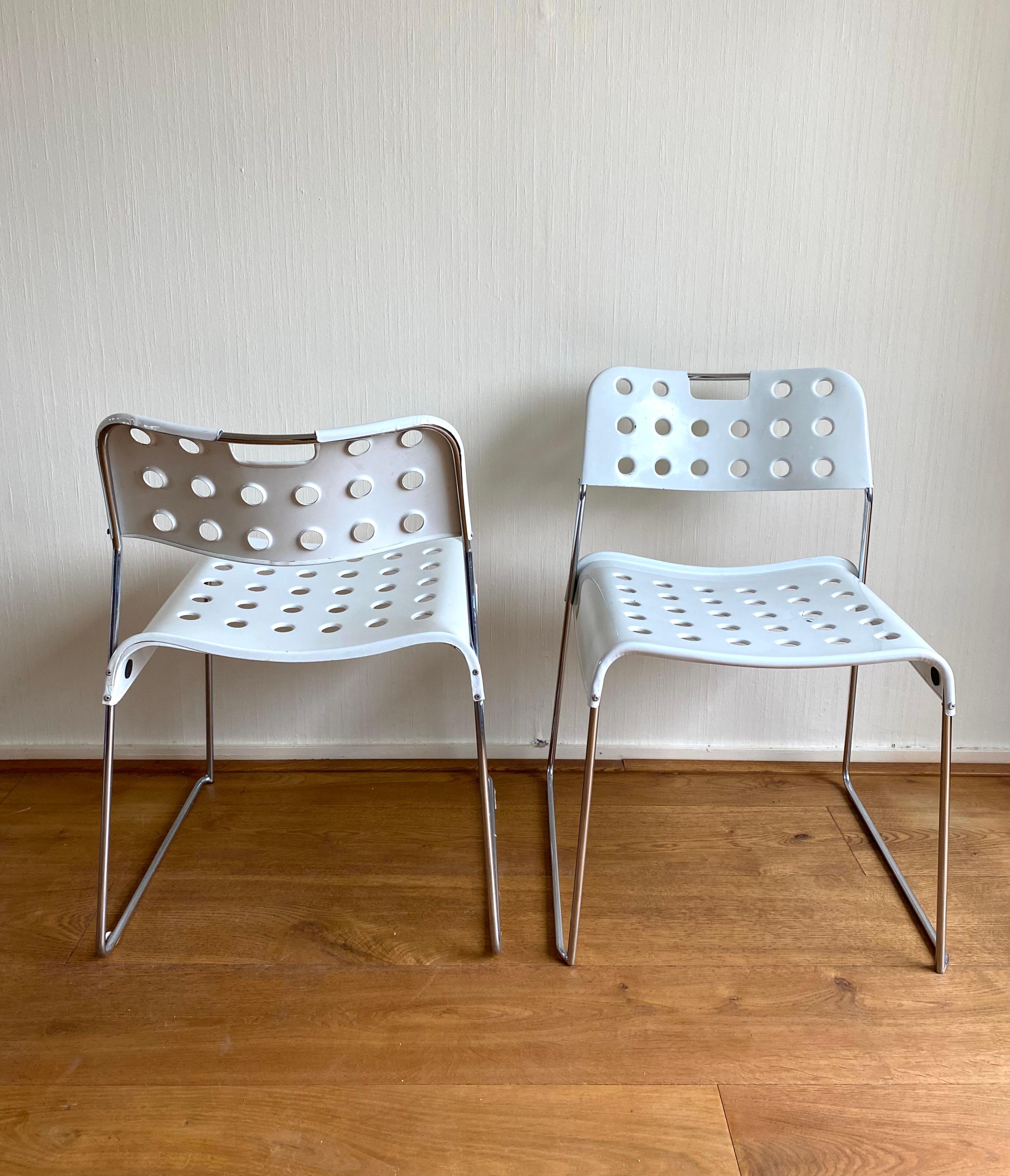 Set of Four Omkstak Swhite Metal Chairs by Rodney Kinsman for Bieffeplast, 1970s For Sale 1