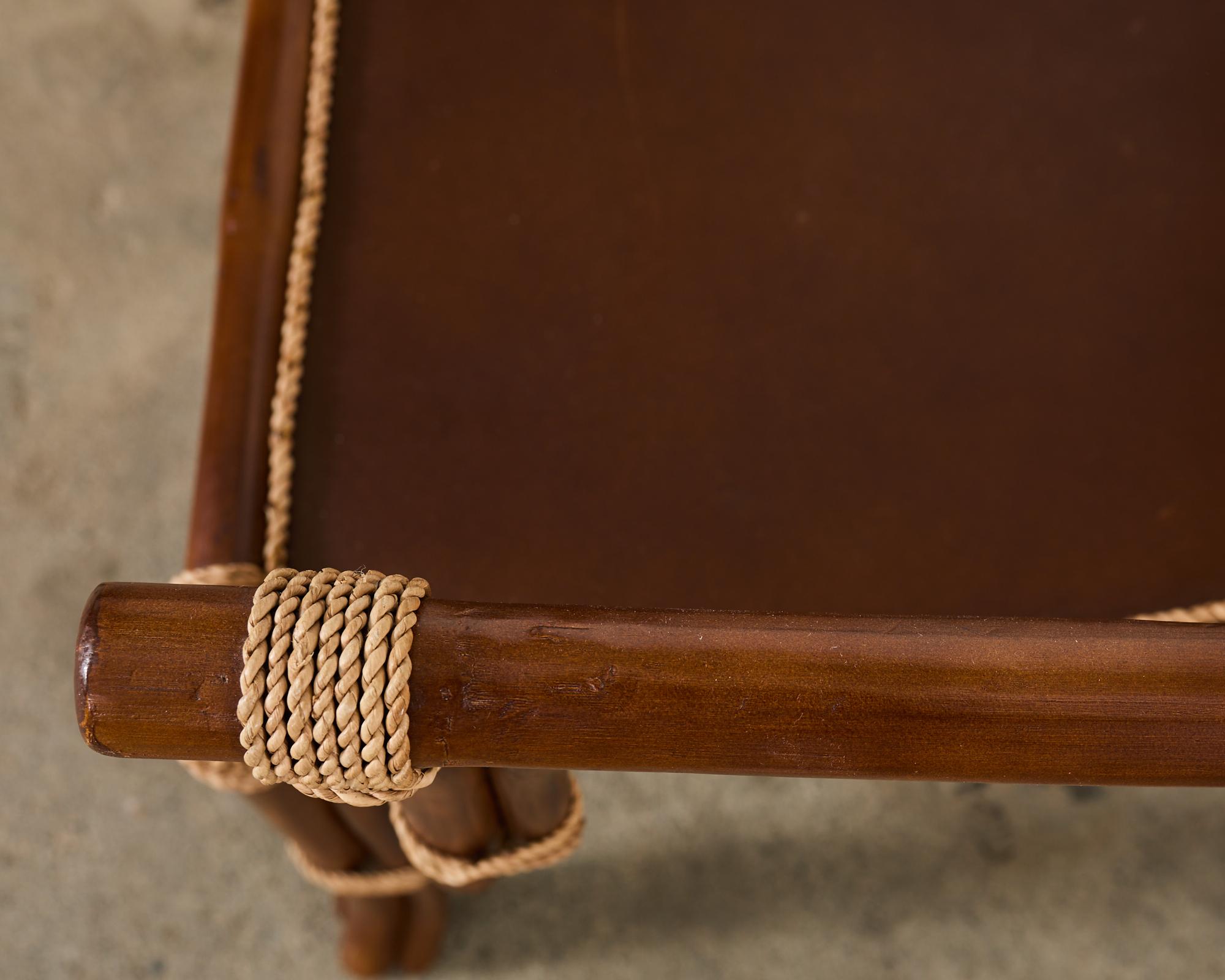 Set di quattro sedie da pranzo moderne in rattan organico e tavolo in vendita 8