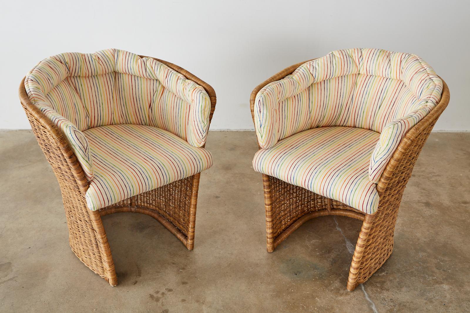 Set of Four Organic Modern Wicker Tulip Chairs In Good Condition In Rio Vista, CA