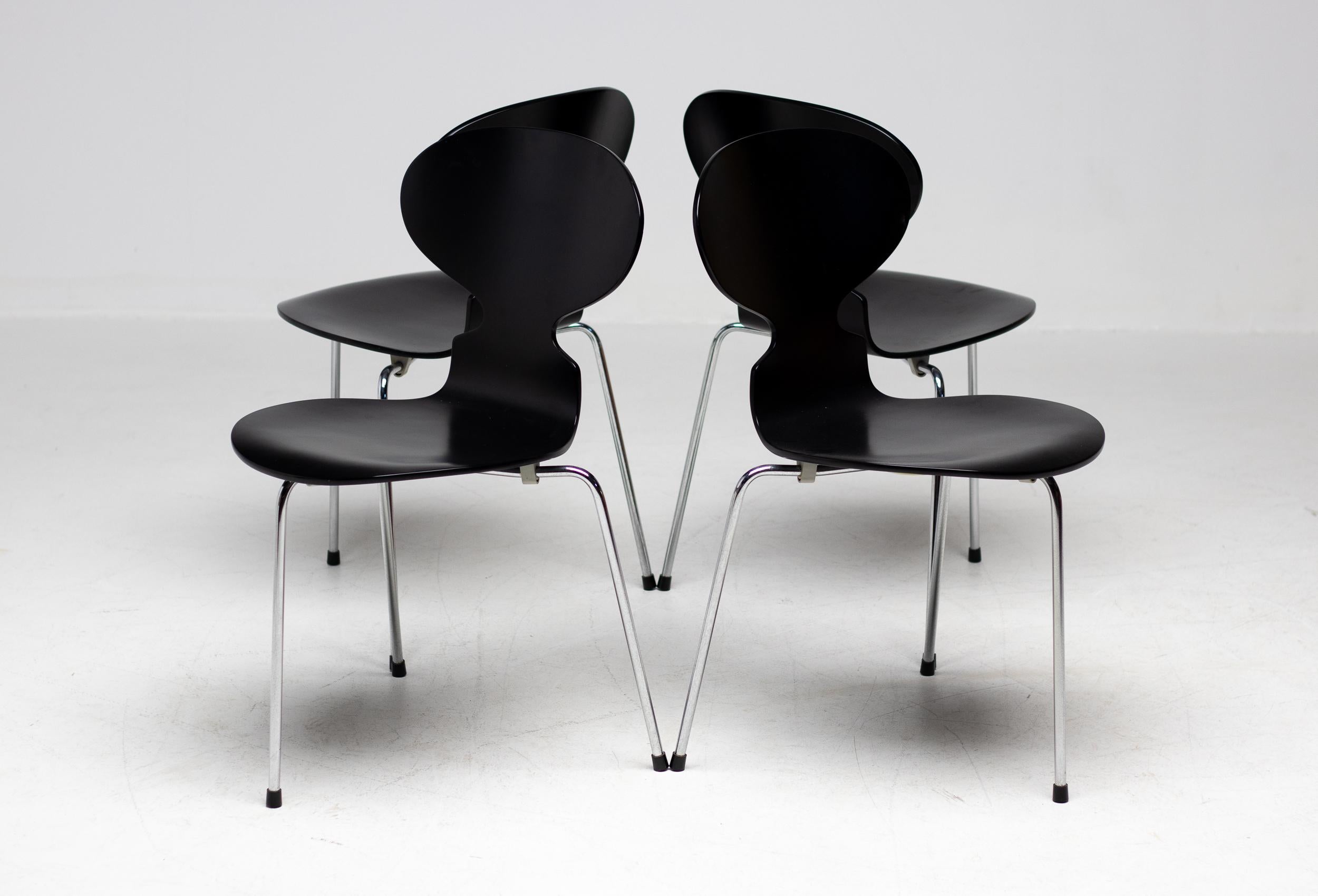 Set of Four Original 3100 'Ant' Chairs by Arne Jacobsen for Fritz Hansen For Sale 2