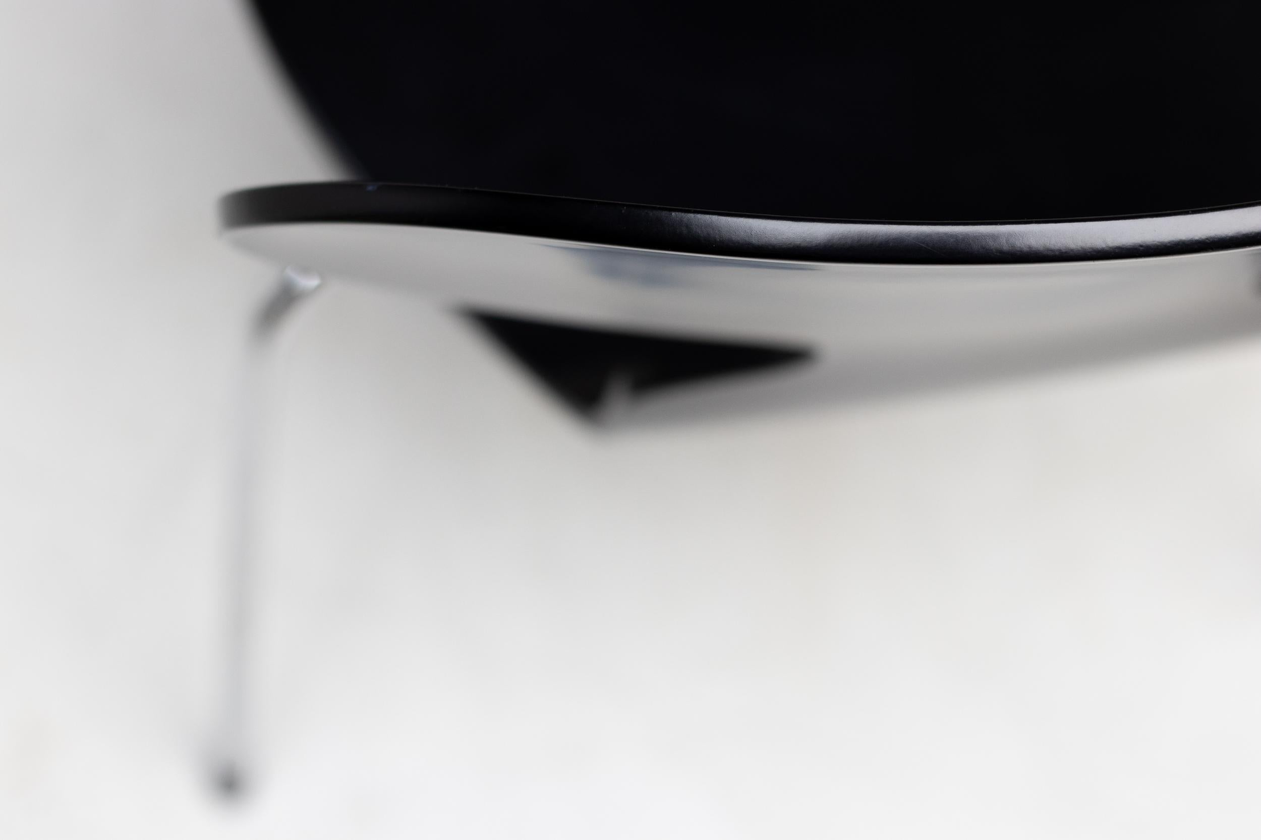 Set di quattro sedie originali 3100 'Ant' di Arne Jacobsen per Fritz Hansen in vendita 1