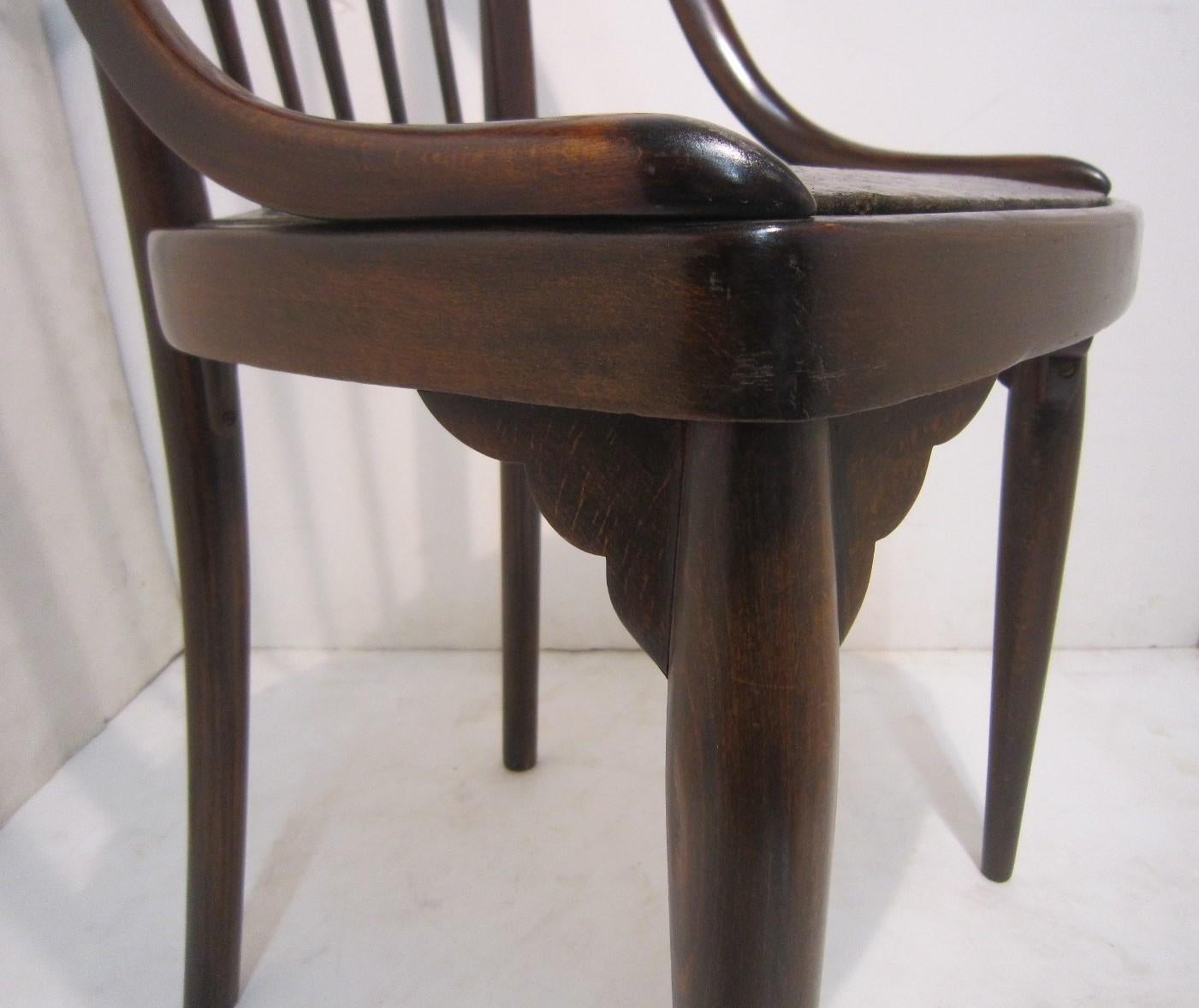 20th Century Set of Four Original Beechwood Chairs by Thonet