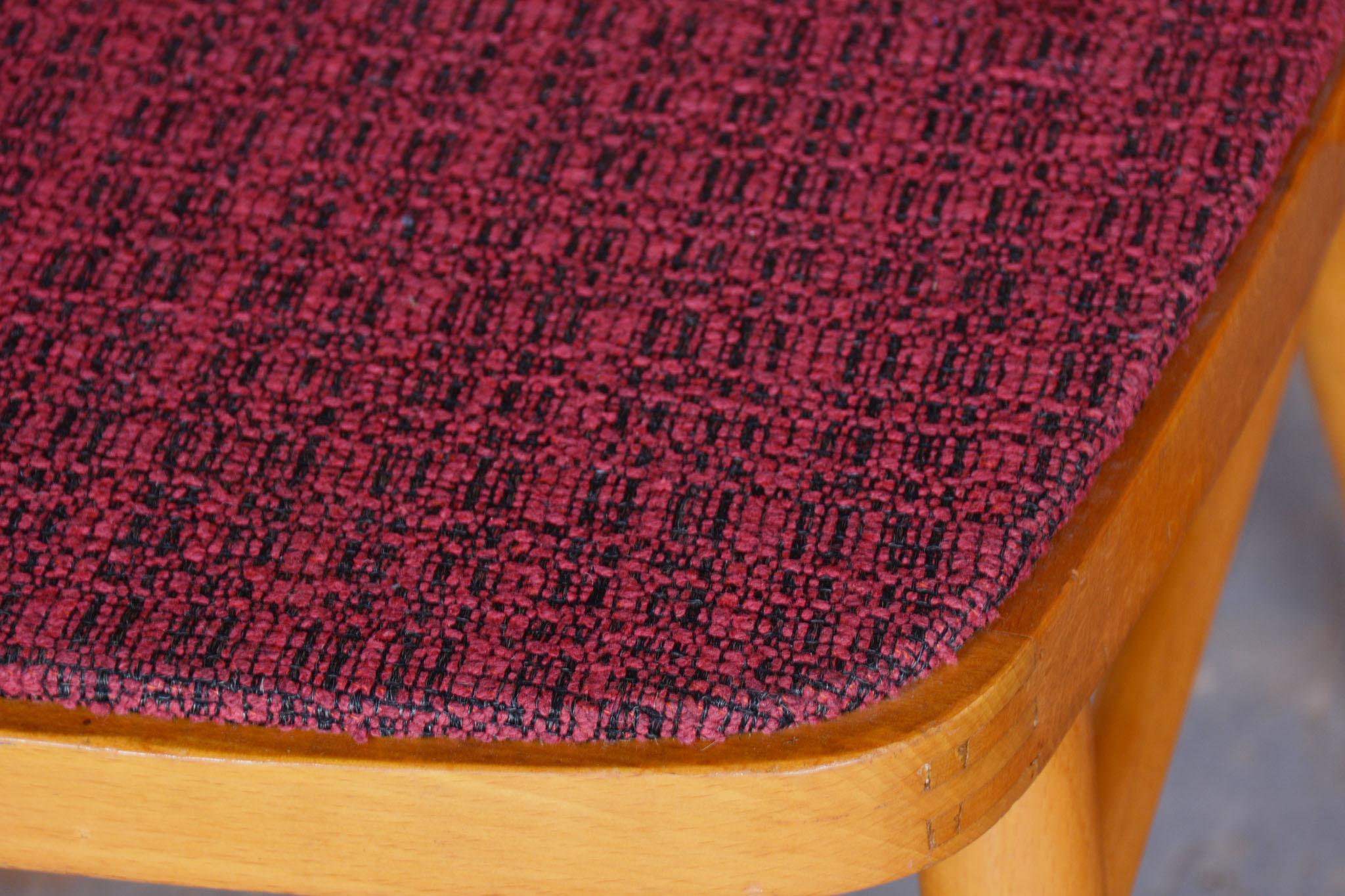 Ensemble de quatre chaises originales du milieu du siècle, par Antonín Šuman, Beeche, République tchèque, années 1960 en vente 3