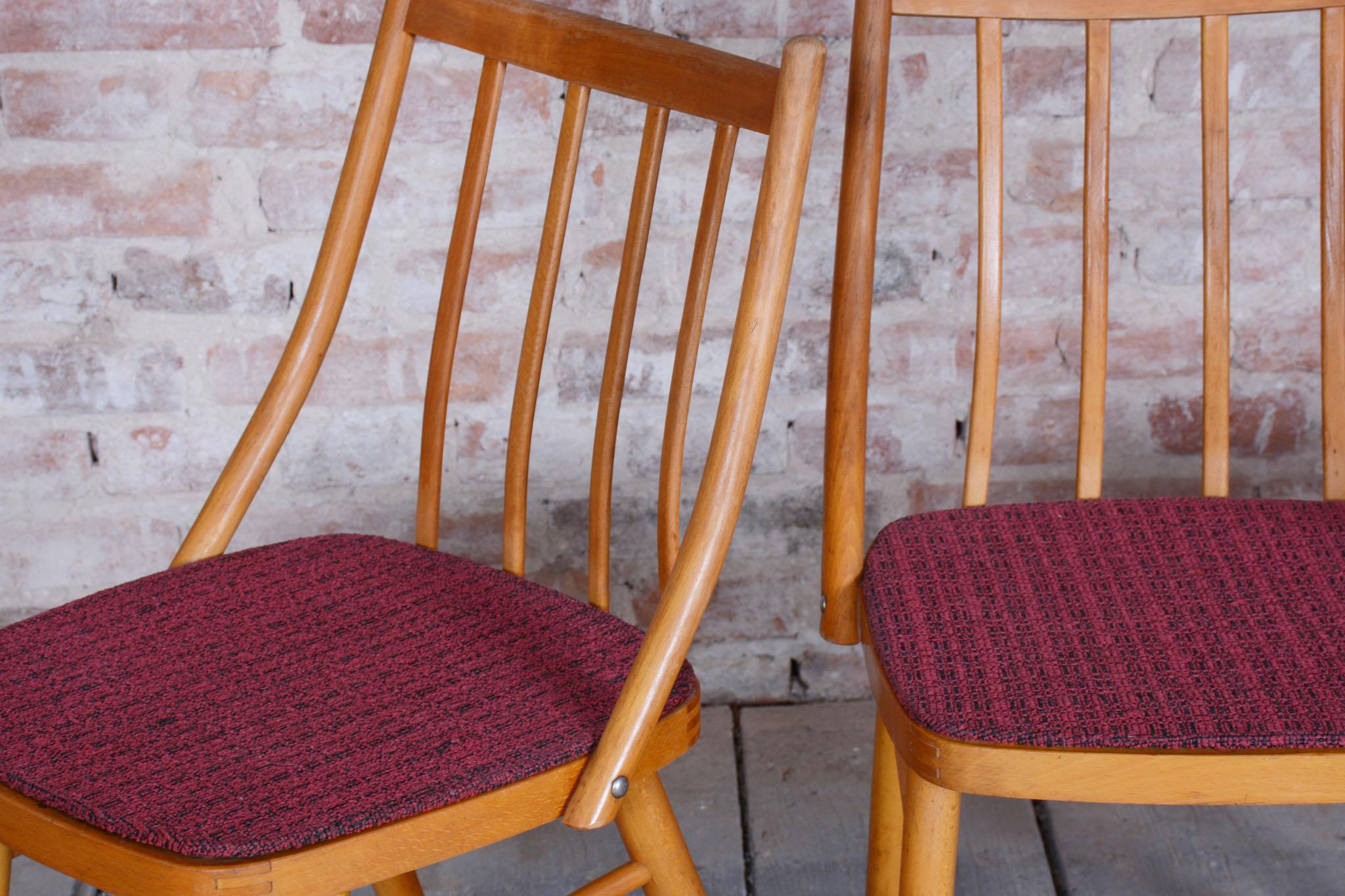 Ensemble de quatre chaises originales du milieu du siècle, par Antonín Šuman, Beeche, République tchèque, années 1960 en vente 2