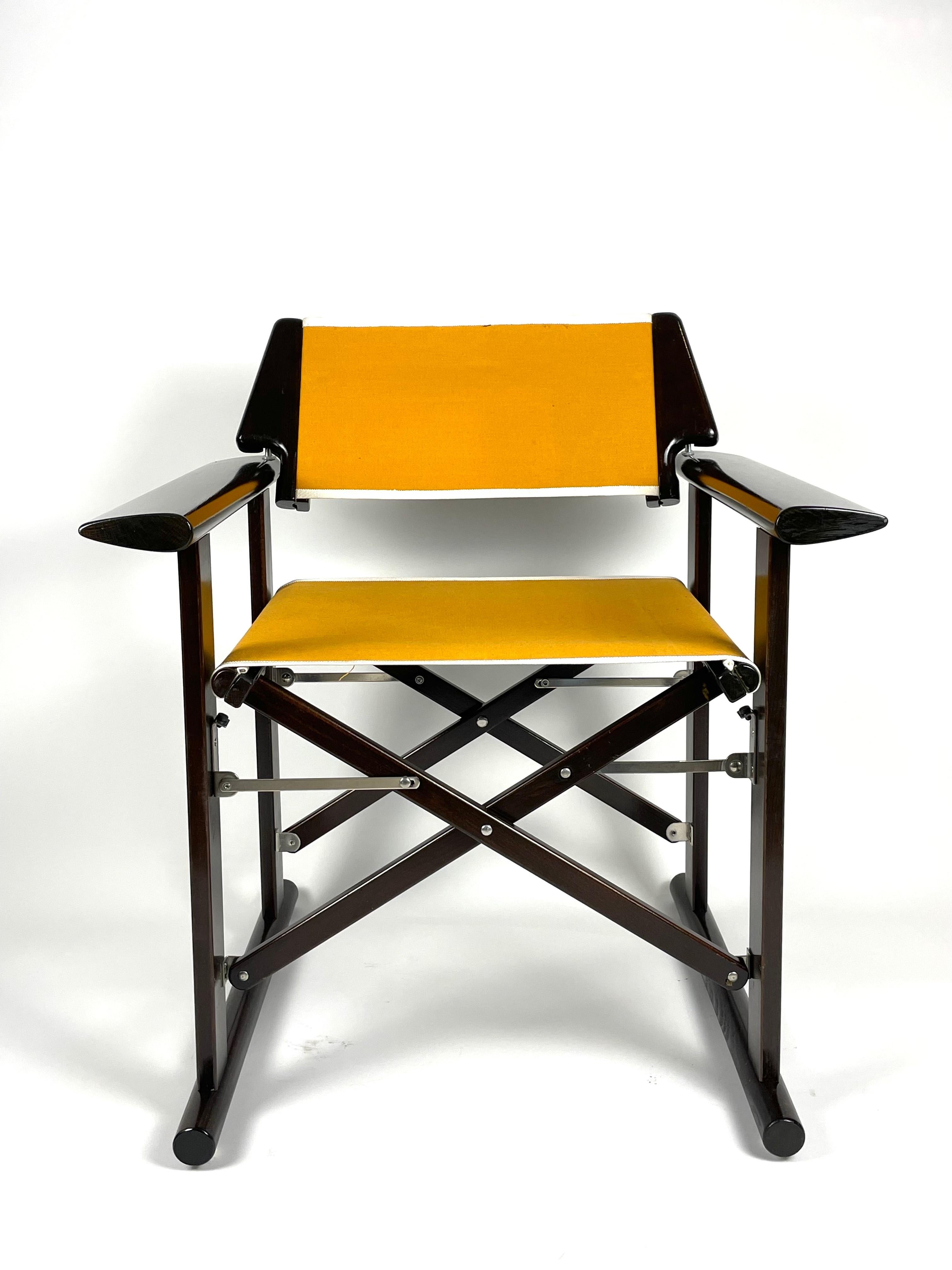 Set consisting of four chairs created by designer Carlo Hauner for the Reguitti Company in about 1960.

This is the 