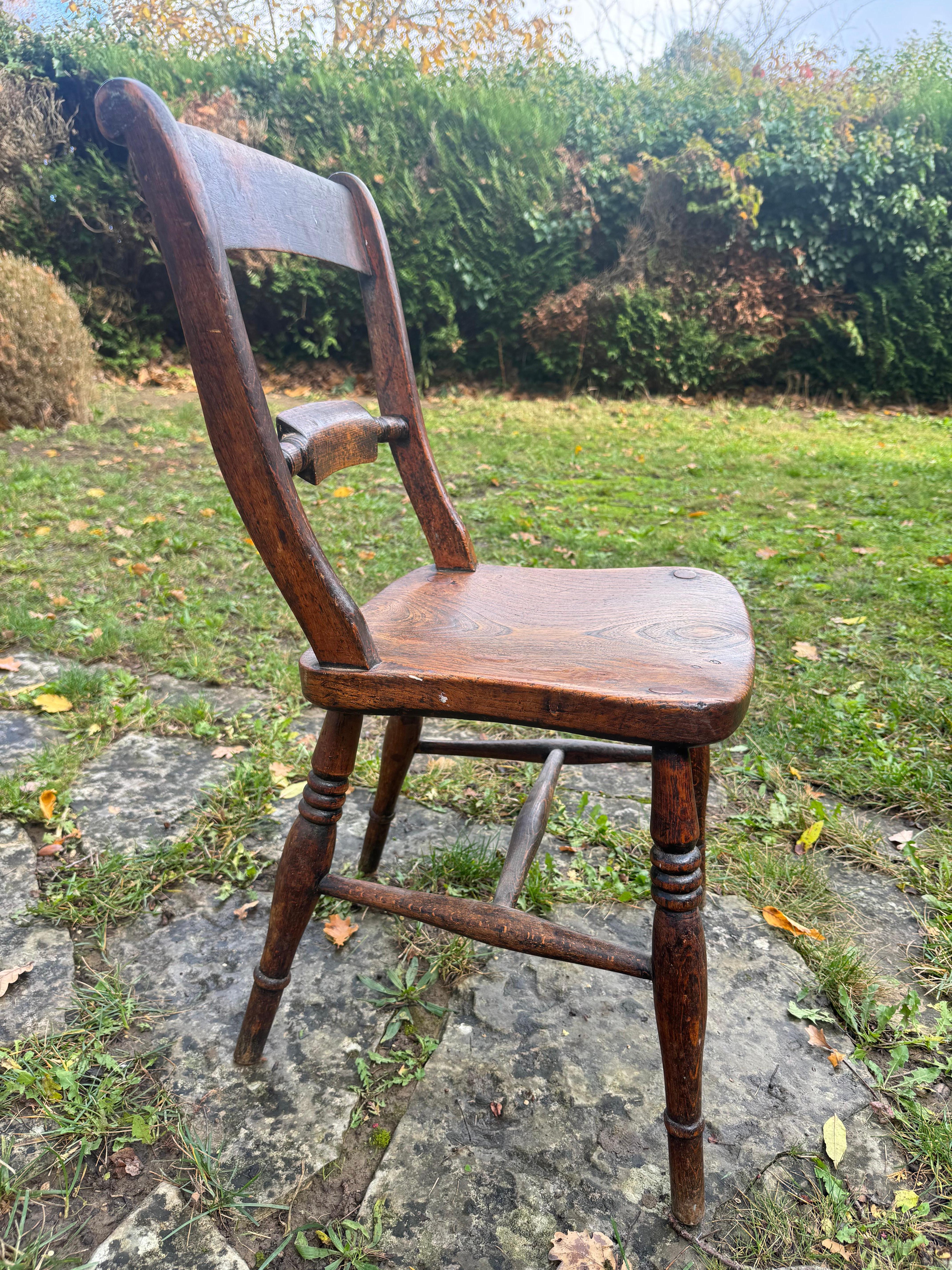 Satz von vier Oxford-Windsor-Stühlen (Englisch) im Angebot