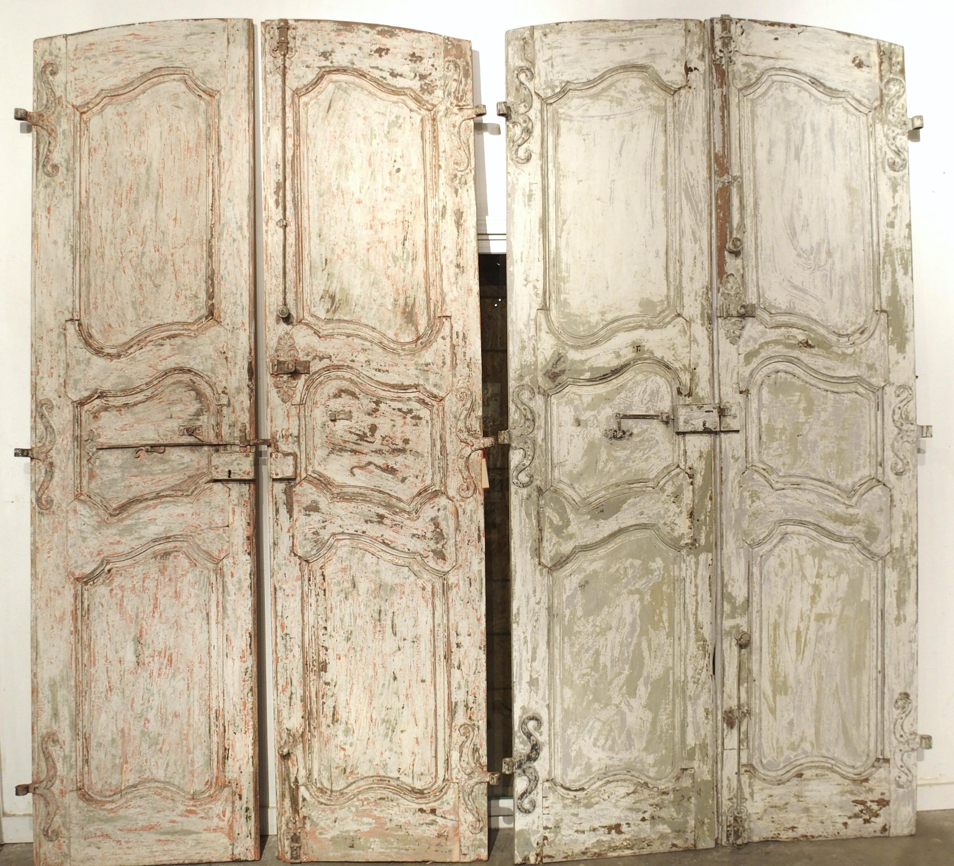 Conjunto de cuatro puertas interiores pintadas del siglo XVIII procedentes de Provenza, Francia 4
